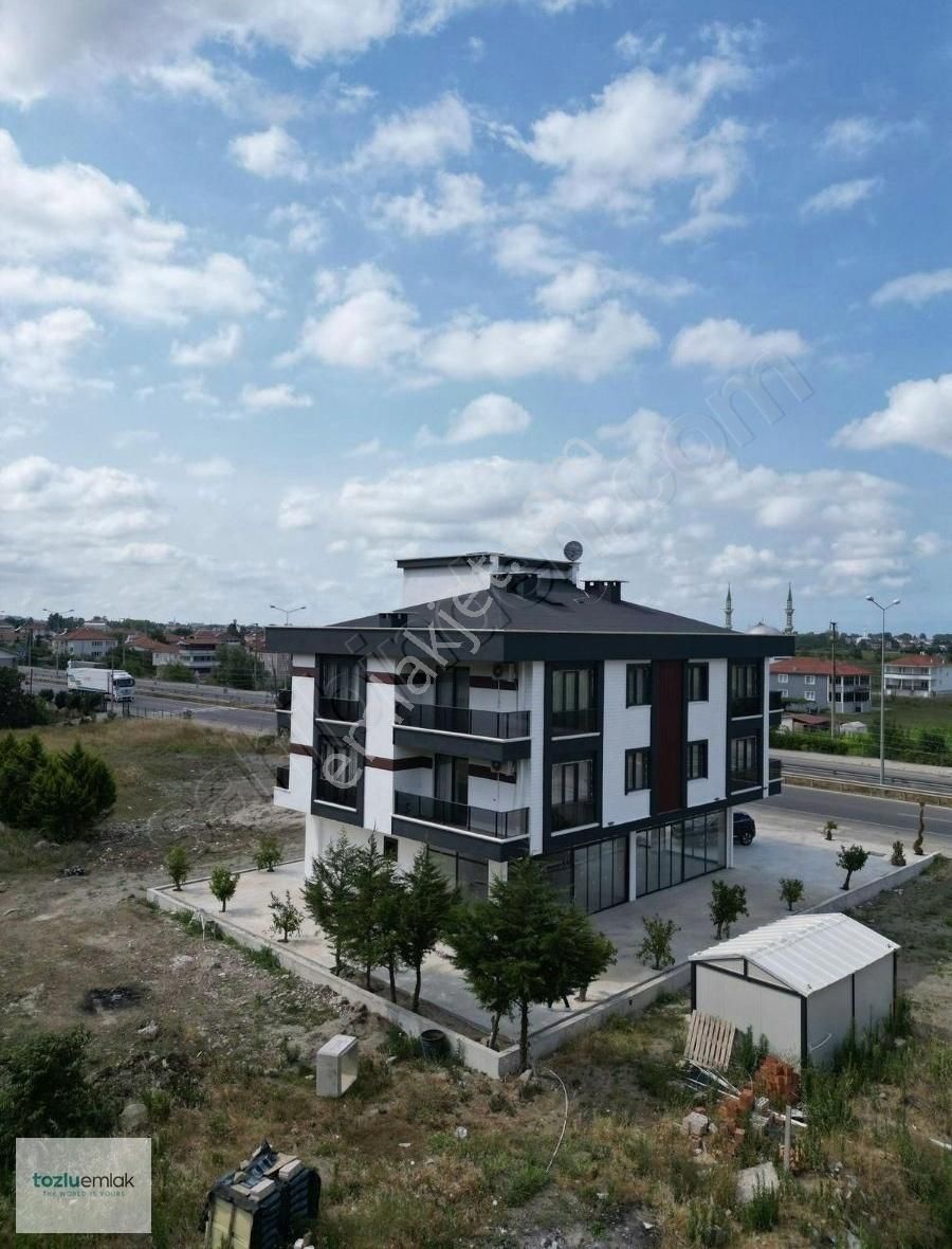 19 Mayıs Dereköy Kiralık Dükkan & Mağaza TOZLUEMLAK'TAN ANAYOLA CEPHE KURUMSALA KİRALIK İŞ DÜKKAN