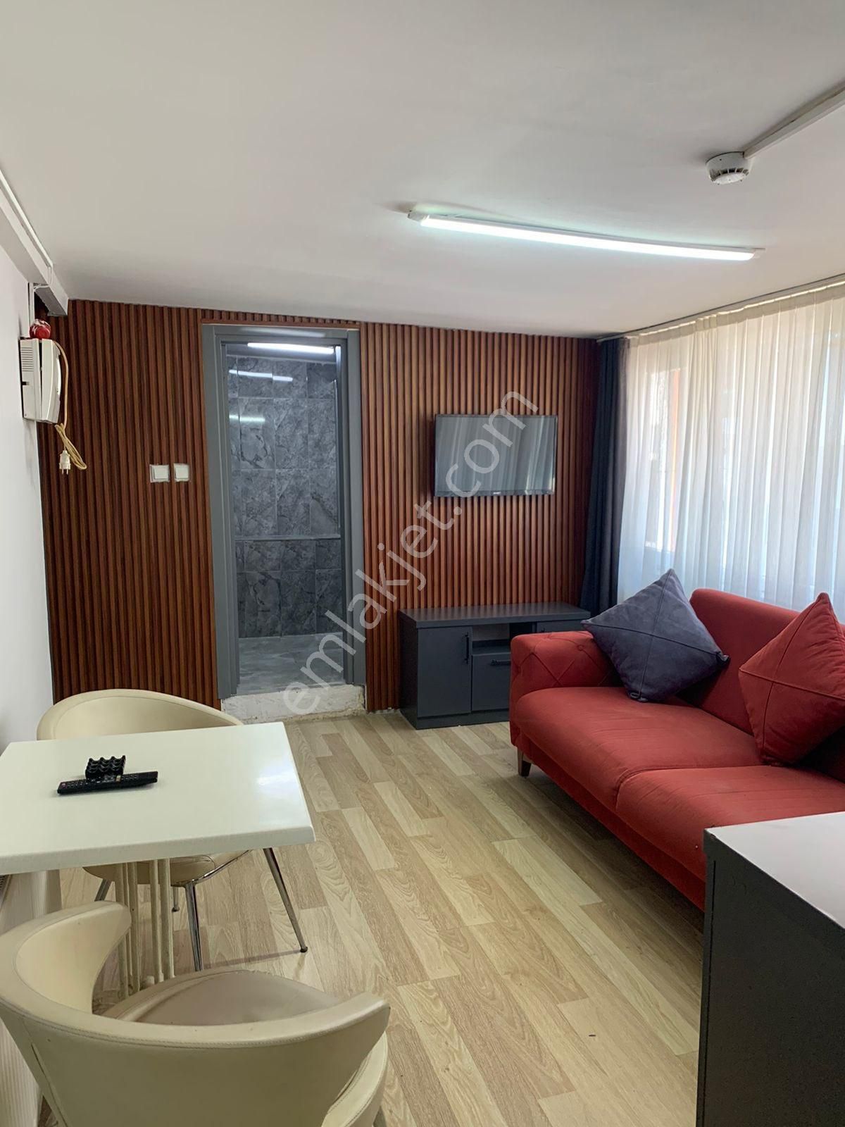 Güngören Tozkoparan Günlük Kiralık Daire  MERTER CEVİZLİBAĞ TOPKAPI E5 YANI 1+1 GÜNLÜK DAİRE 7/24