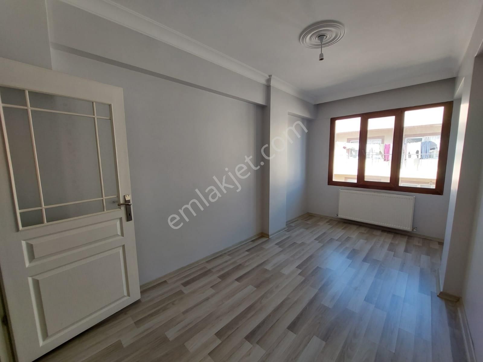 Hürriyet Mah. İzmir-istanbul Karayolu Üzerinde 3+1 Satılık Daire - Görsel 12