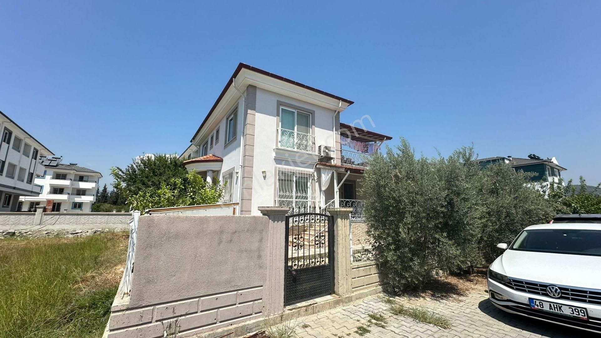 Dalaman Söğütlüyurt Satılık Villa  Stop’tan Söğütlüyurt’ta * Bahçeli* 4+1 Müstakil Villa