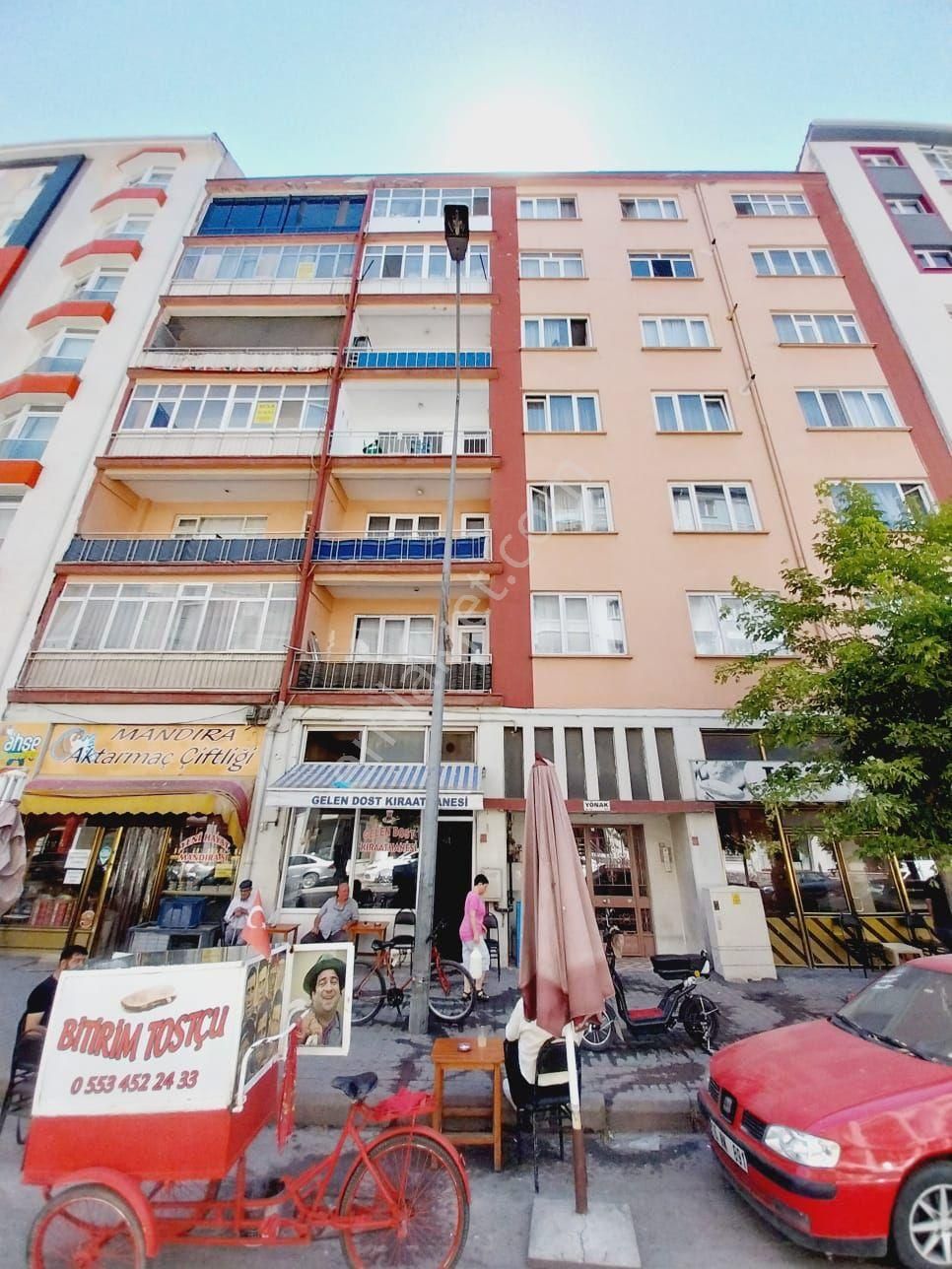 Tepebaşı Merkez Yeni Satılık Daire  SİVRİHİSAR CADDESİNDE SATILIK GENİŞ 2+1 DAİRE