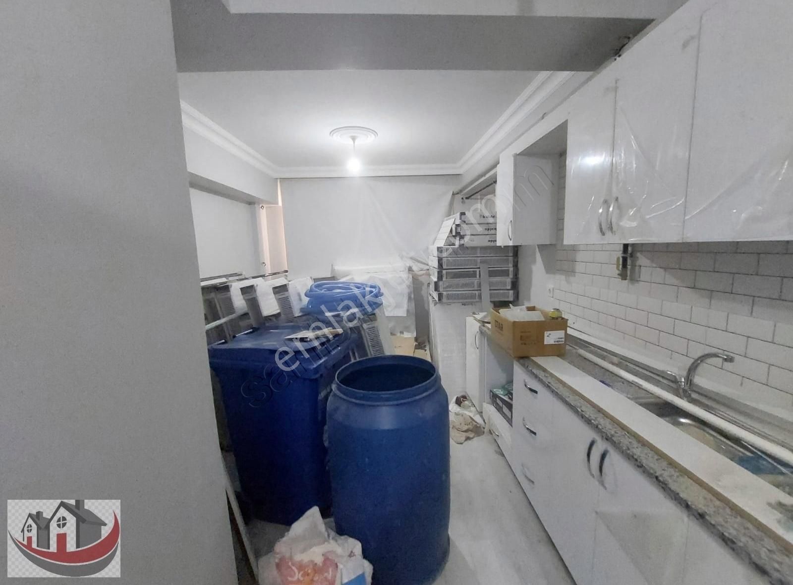 Maltepe Zümrütevler Satılık Daire GÜNEYDEN METROYA 12 DAKİKA YÜRÜME SIFIR 1+1.60 M2 DAİRE