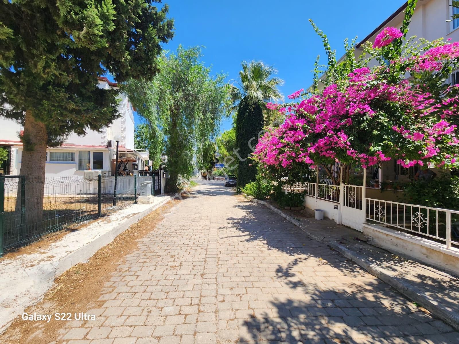 Didim Efeler Satılık Villa  AYDIN DİDİM EGE CADDESİ DİDEKUM SİTESİNDE 4+1 VİLLA