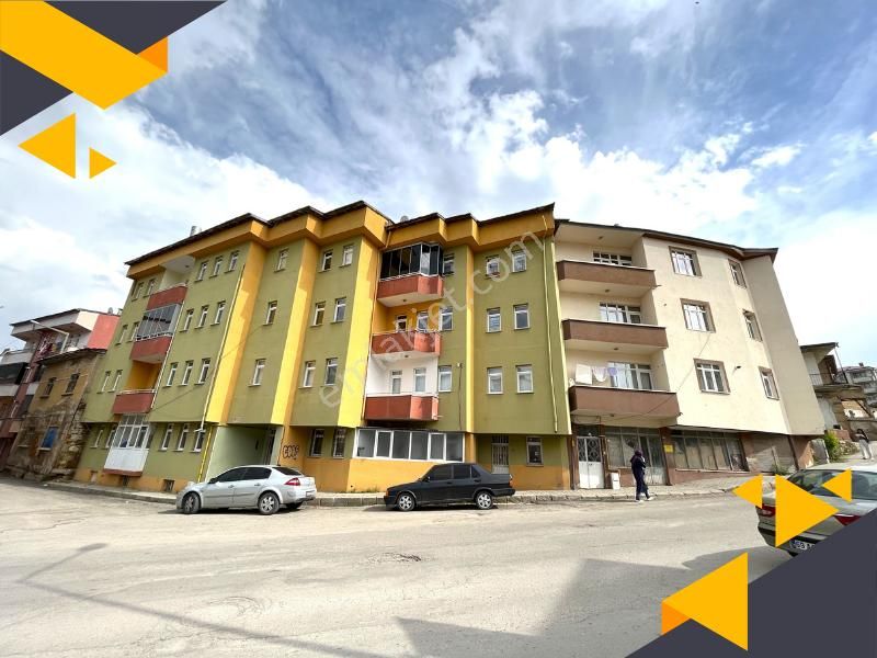 Bayburt Merkez Tuzcuzade Kiralık Daire  AVANTAJLI KONUMDA 3+1 KİRALIK FIRSAT DAİRE