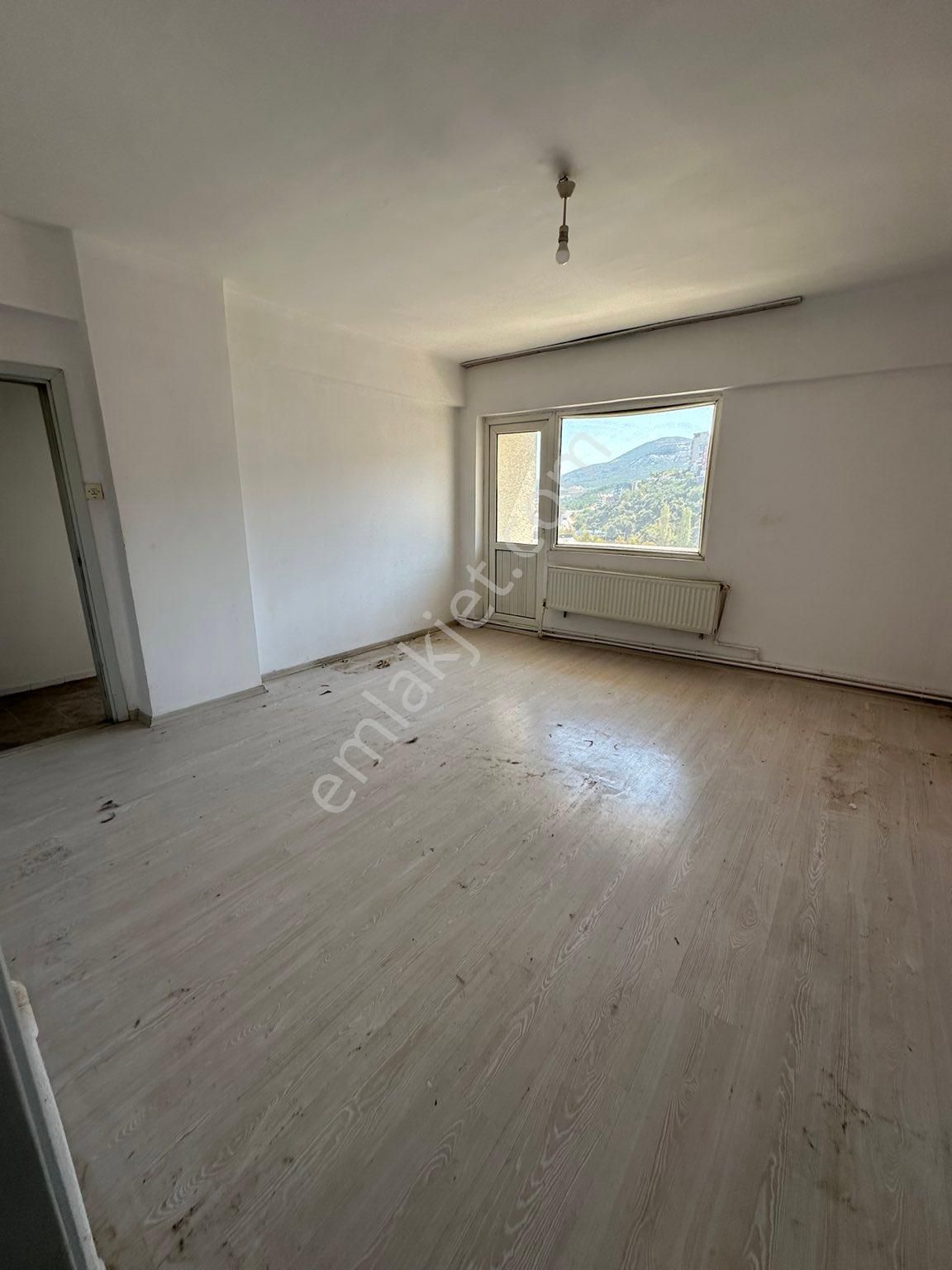 Manastır Emlak'tan Ful Deniz Manzaralı Satılık 3+1 Daire 2.750.000 Tl - Görsel 20