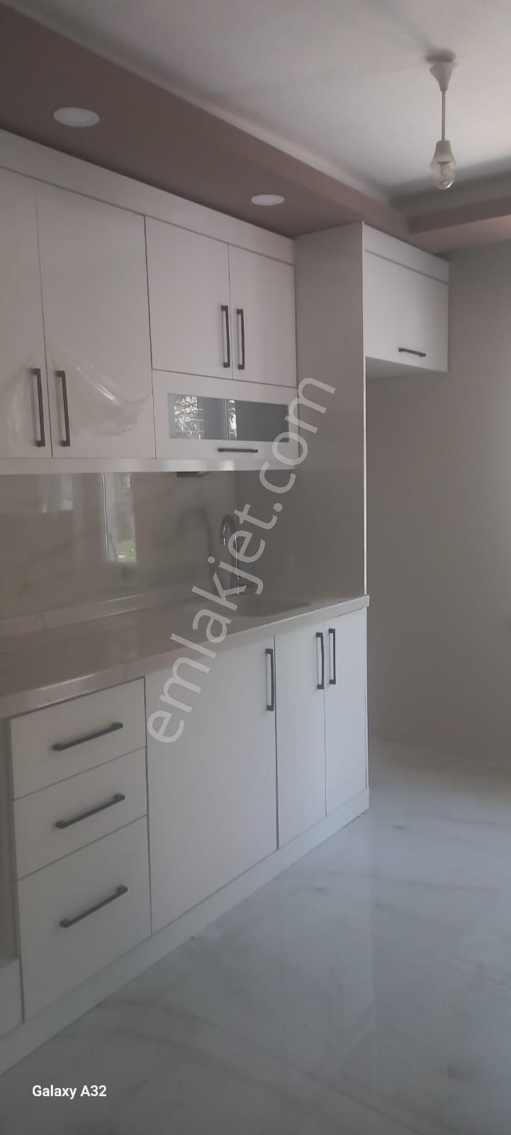 Sincan Gazi Osmanpaşa Satılık Daire  FATİH GOP MAHALLESİN DE FULL YAPILI  SATILIK 3+1 DAİRE