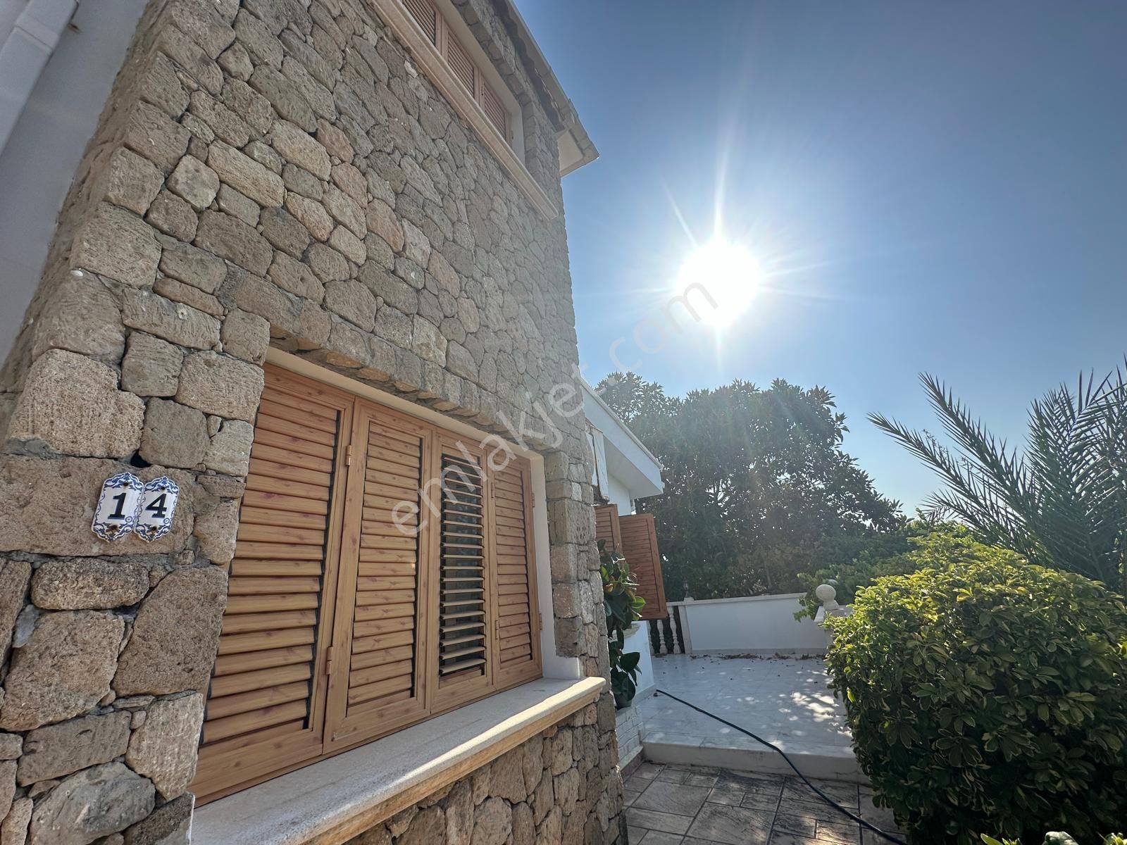 Girne Karaoğlanoğlu'nda denize Sıfır 3+1 Satılık Villa !! - Görsel 21