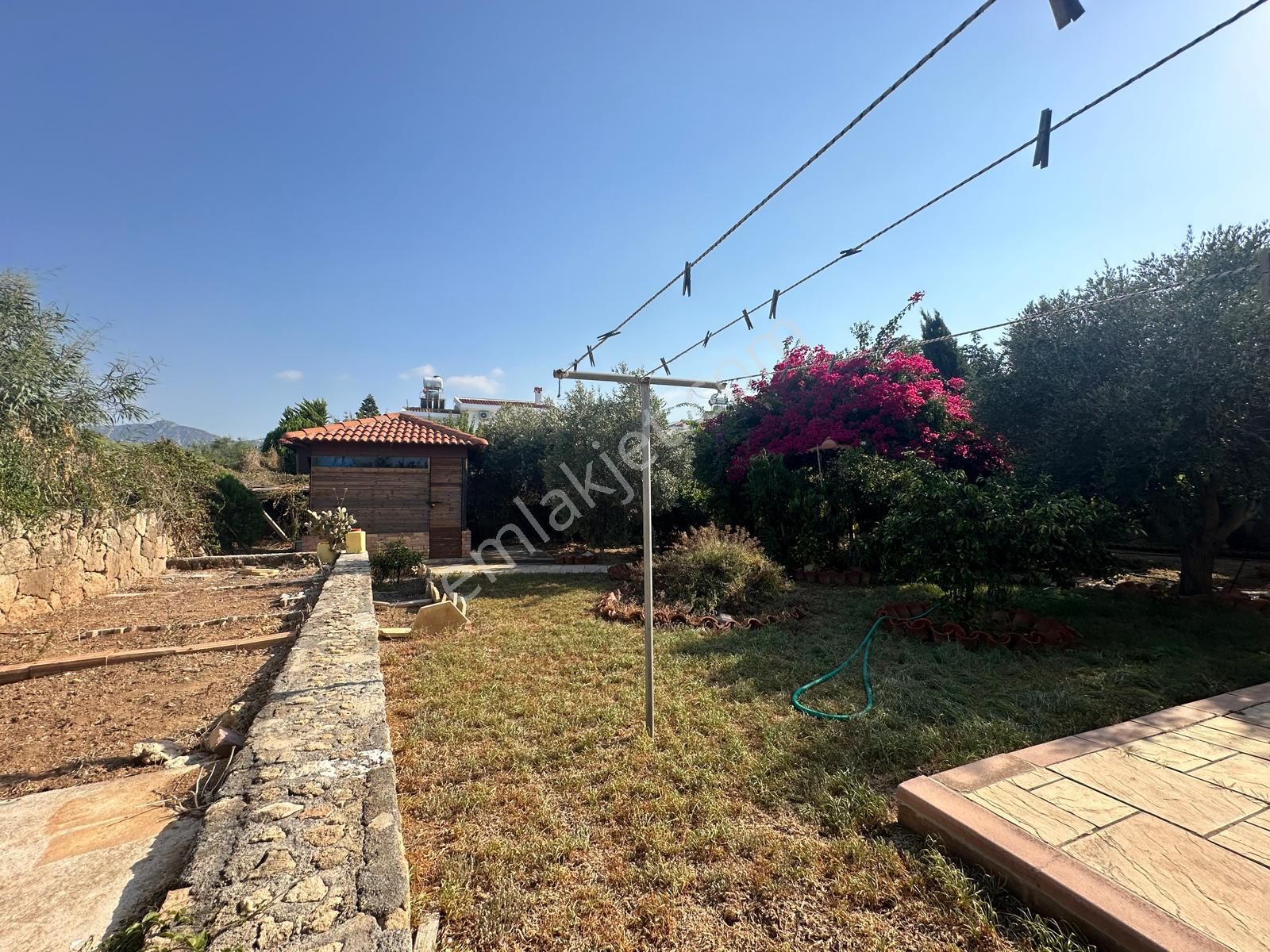 Girne Karaoğlanoğlu'nda denize Sıfır 3+1 Satılık Villa !! - Görsel 26