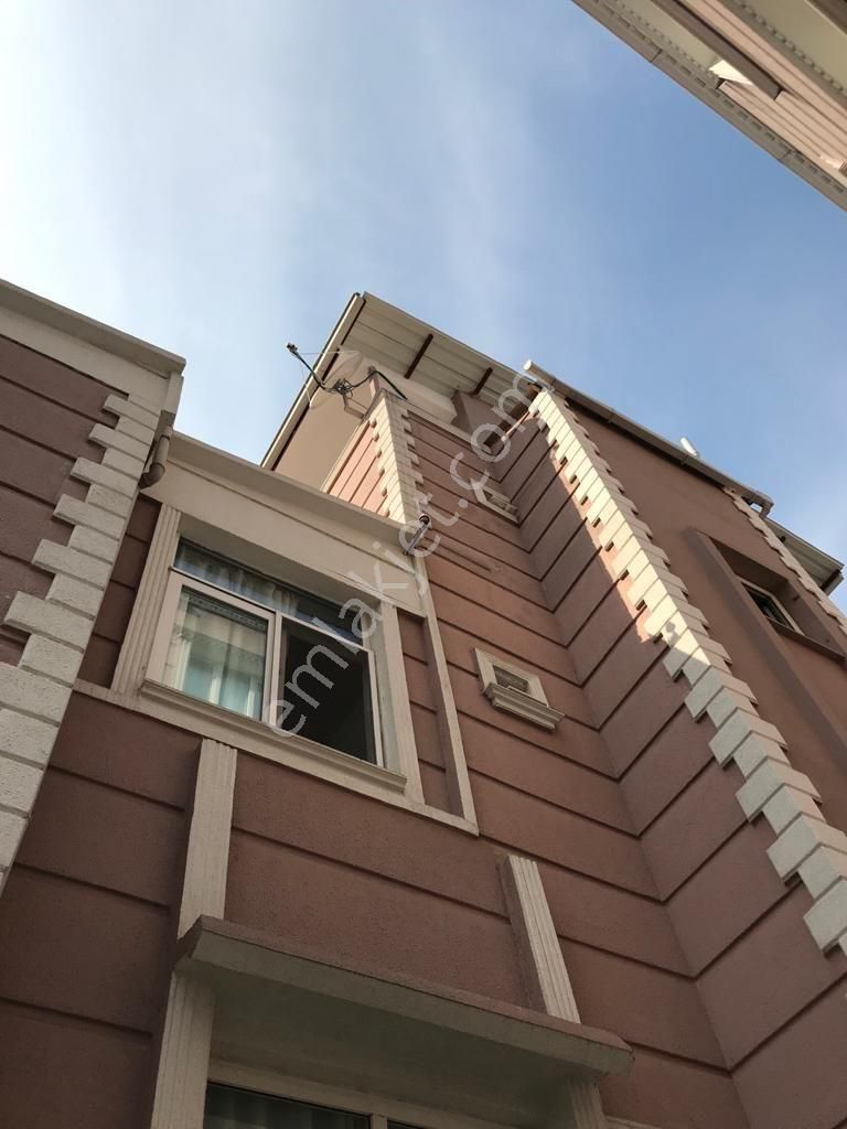 Çukurova Mahfesığmaz Kiralık Daire Mahfesığmaz mahallesi iller bankası yakını balkonlu ful eşyalı 1+1 bakmadan geçme dikkat geçici