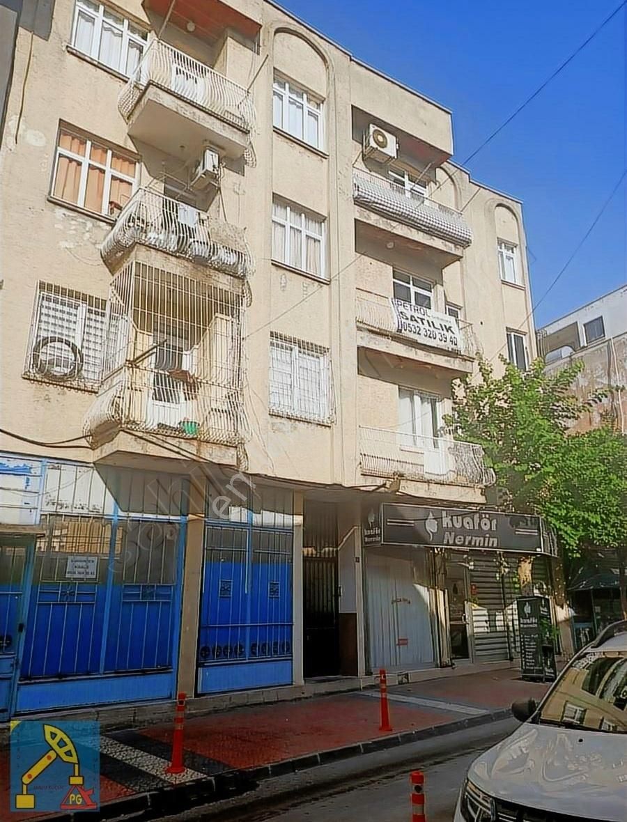 Akdeniz Cami Şerif Satılık Daire Akdeniz De İleri İlkokul Yani Çok Amaç 1+1 80 M2 Satılık Daire