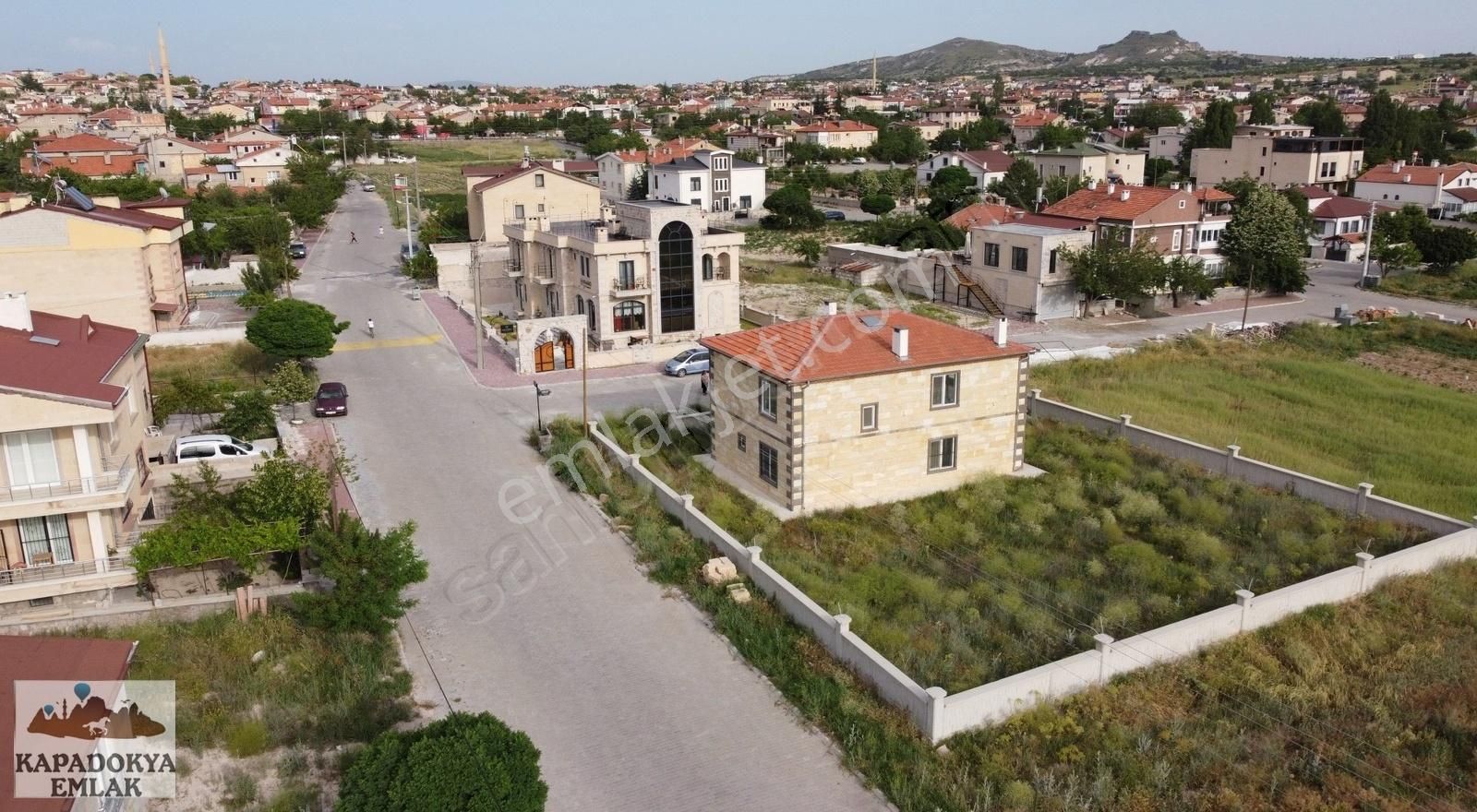 Nevşehir Merkez Uçhisar Bld. (Yukarı) Satılık Müstakil Ev KAPADOKYA EMLAK'DAN 795 M2 ARSA ÜZERİNE YAPILMIŞ DUBLEKS DAİRE