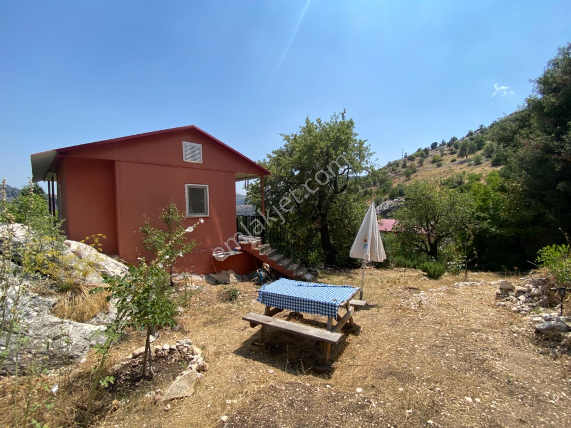 Mersin Erdemli Sorgun Yaylası Satılık Türk Hamamlı Yayla Evi - Görsel 26