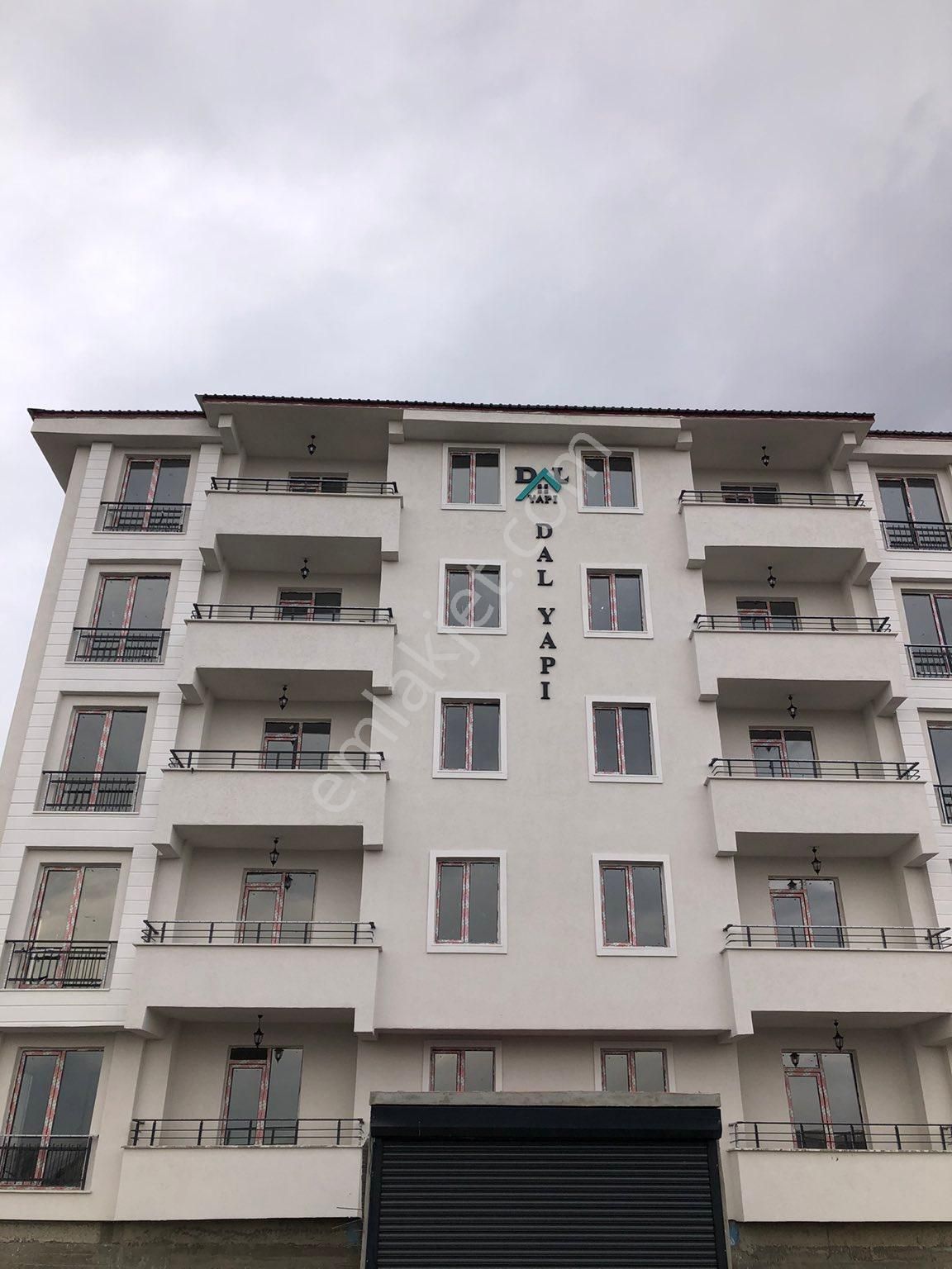 Kars Merkez Şehitler Satılık Daire SATILIK HAZIR 2+1 DAİRE