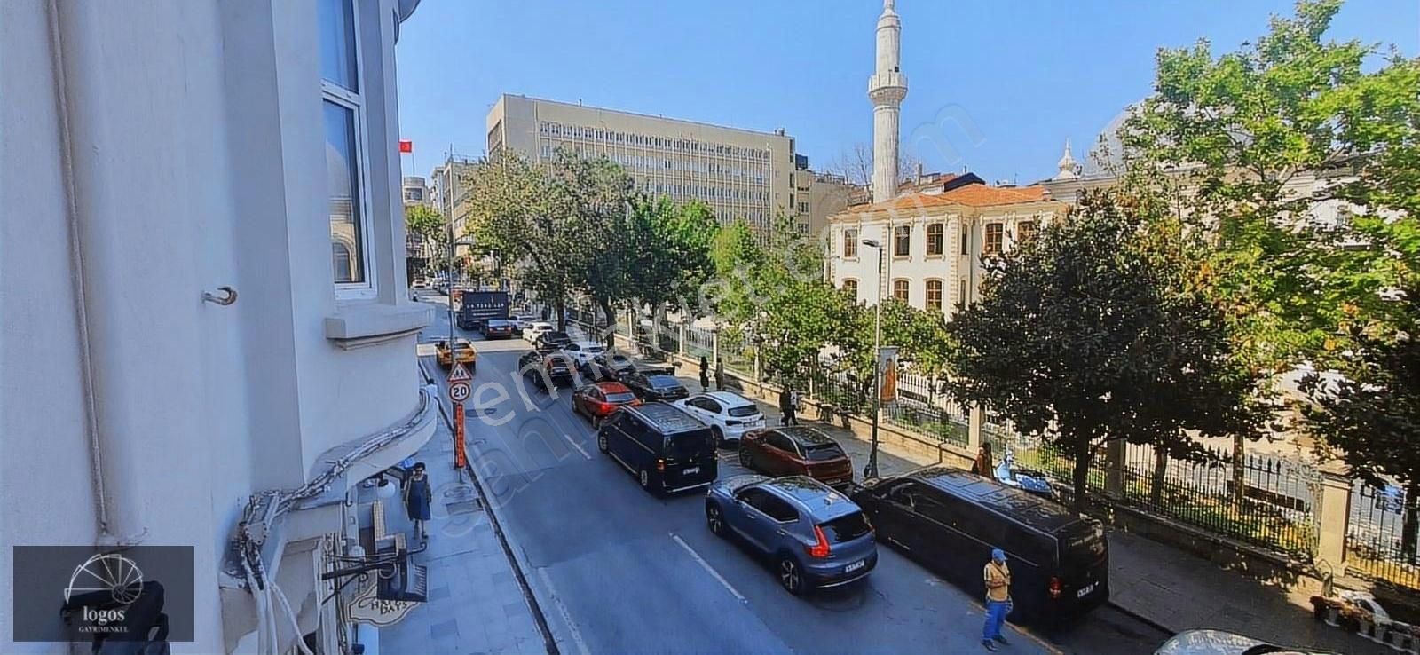 İstanbul Şişli Kiralık Apartman Dairesi TEŞVİKİYE CAMİNE CEPHE ANA CADDE ÜSTÜ