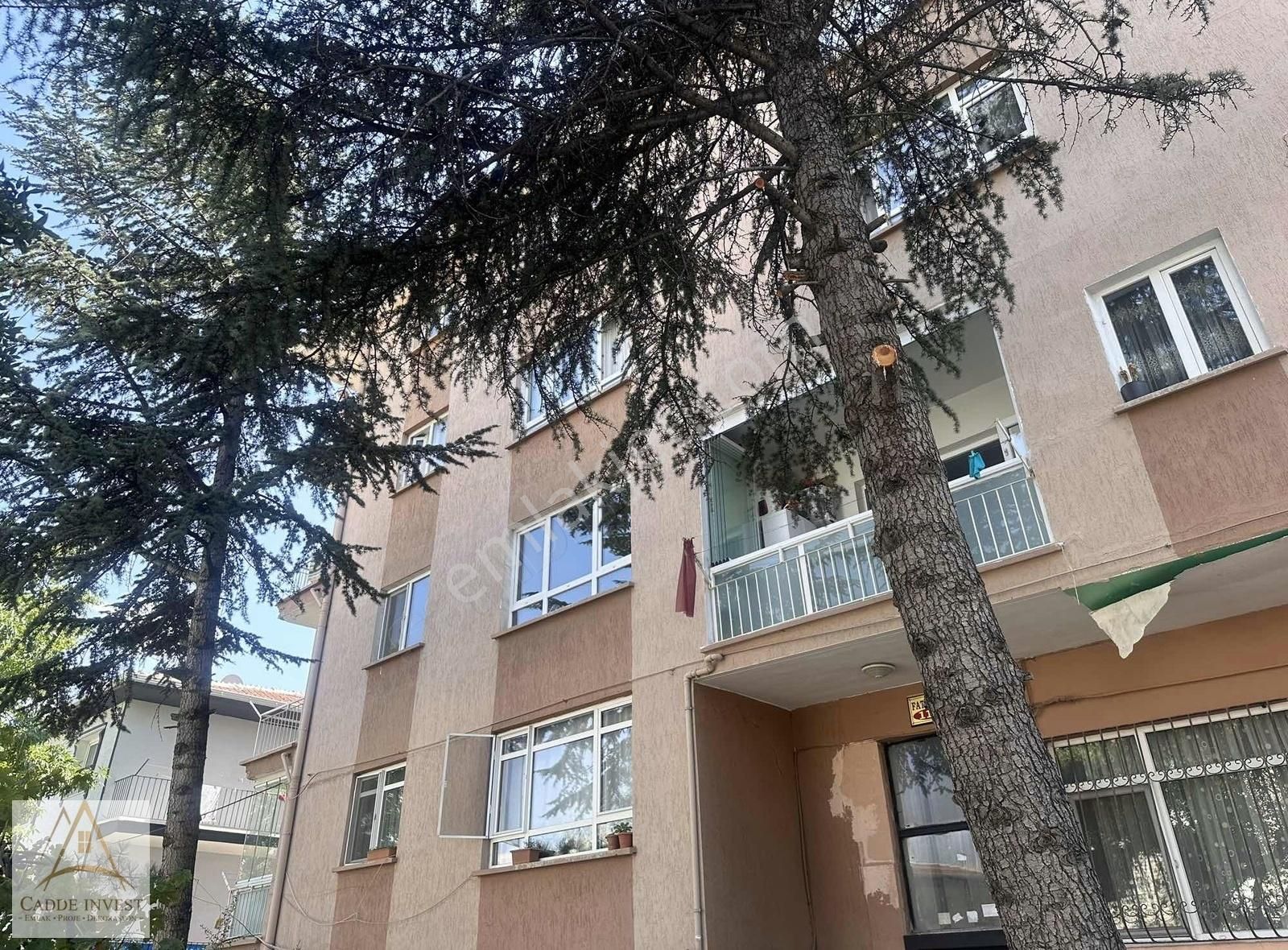 Çankaya Umut Satılık Daire CADDE İNVESTDEN SEYRAN CADDESİNDE 3+1 BOŞ SATILIK DAİRE