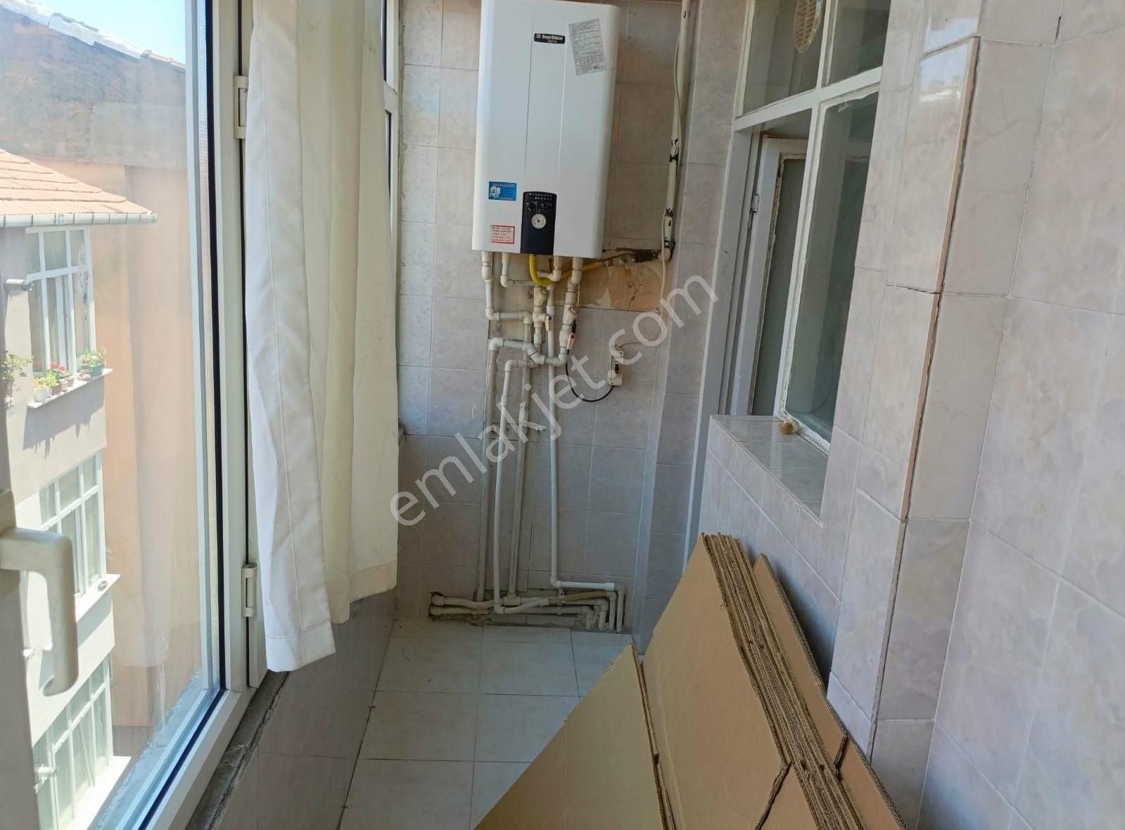 Güngören Akıncılar Kiralık Daire GÜNGÖREN AKINCILARDA TRANVAYA YAKIN 2+1 DAİRE