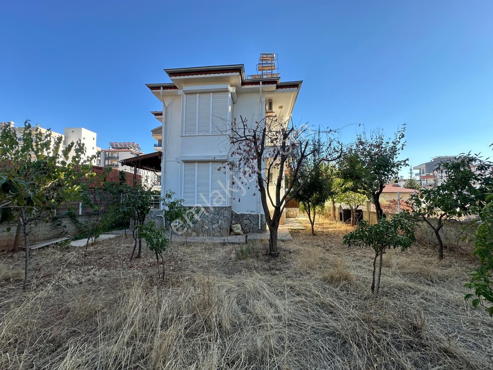 Yasinkuzu'dan Bahçeyaka'da Çok Değerli Konumda Satılık 4+1 Müstakil Villa - Görsel 3