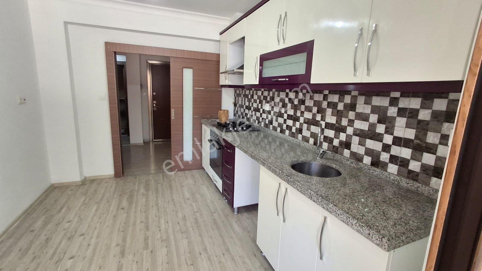 Keçiören Bademlik Satılık Daire  FİKRET EMLAK BADEMLİK MAH.4+1+KİLER 2 BANYO KUPON DAİRE