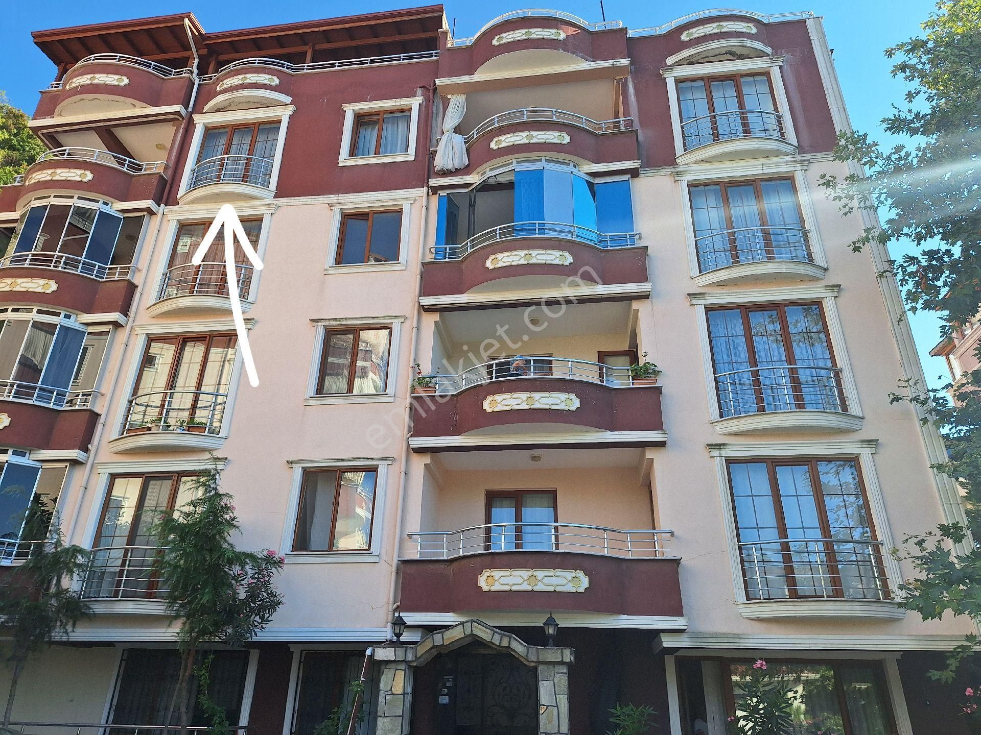 Çınarcık Esenköy Bld. (Aliye Hanım) Satılık Daire YALOVA DA HARİKA KONUMDA ÇİFT GİRİŞLİ ÇATI DUBLEX 