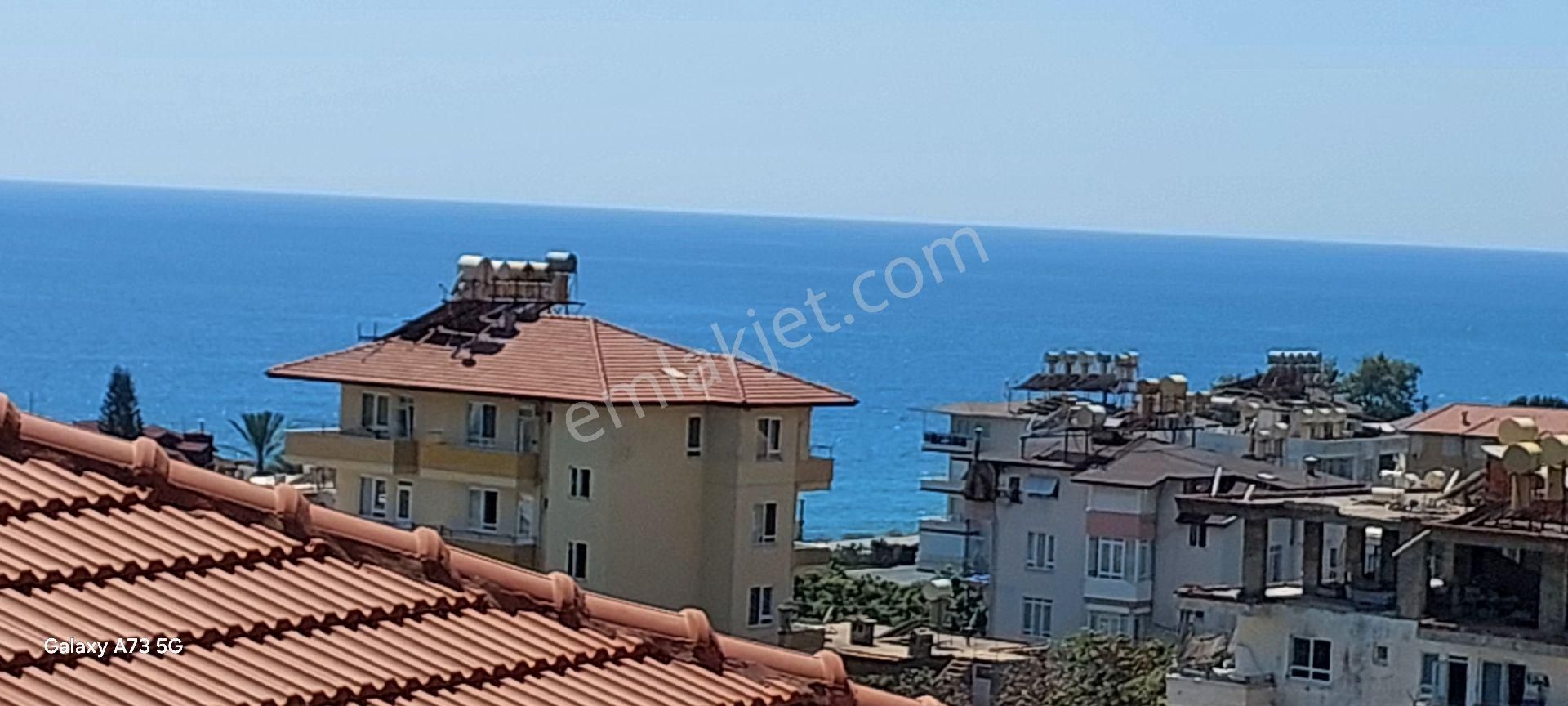 Alanya Dinek Kiralık Daire ALANYA  DİNEK MEVKIINDE  KIRALIK DENÌZ MANZARALI 3+1 YENI  DAIRE 