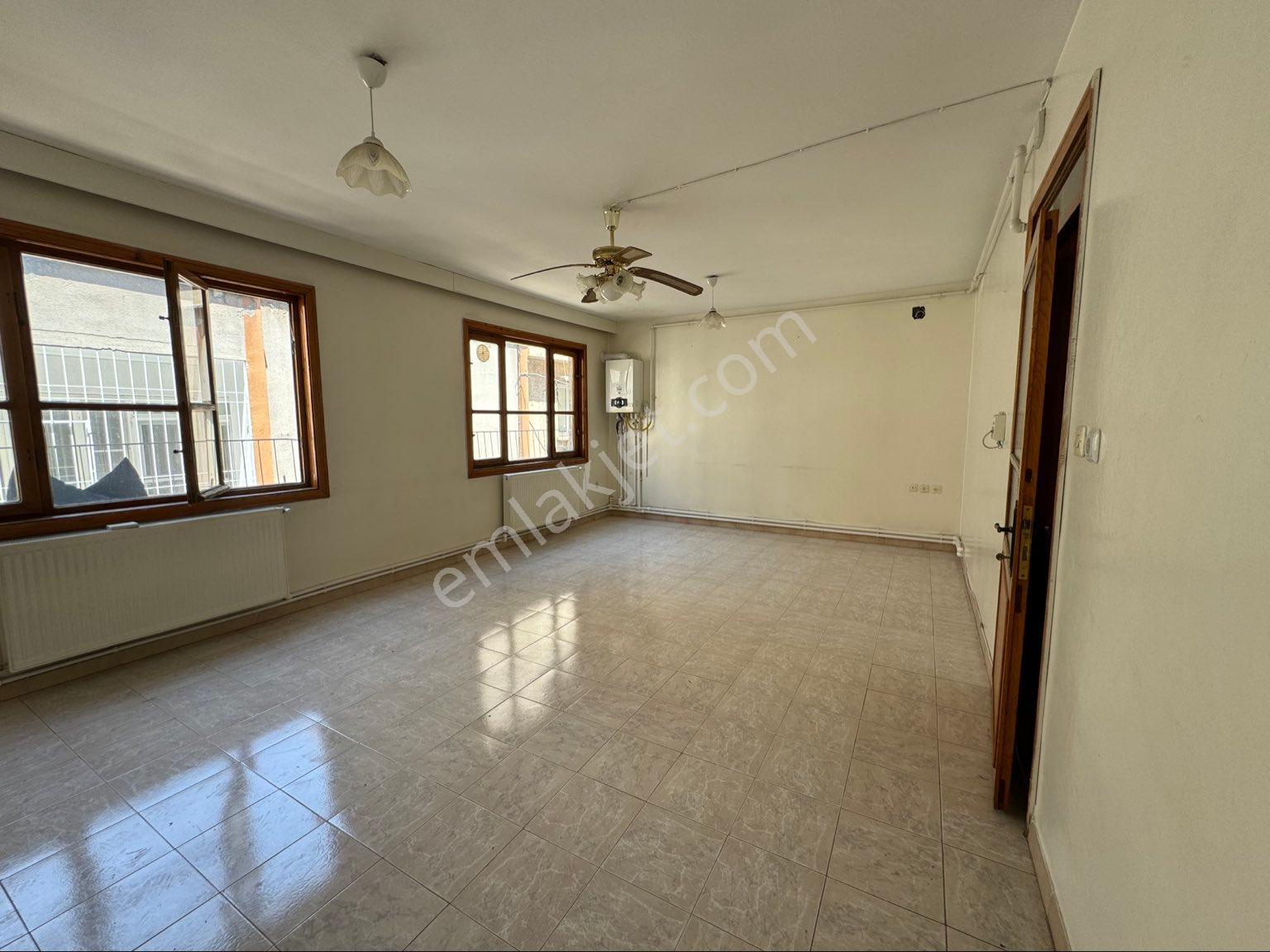 G.antep Konak Mahismet İnönü Ortaokul Civarında Kiralık 2+1 Daire - Görsel 29