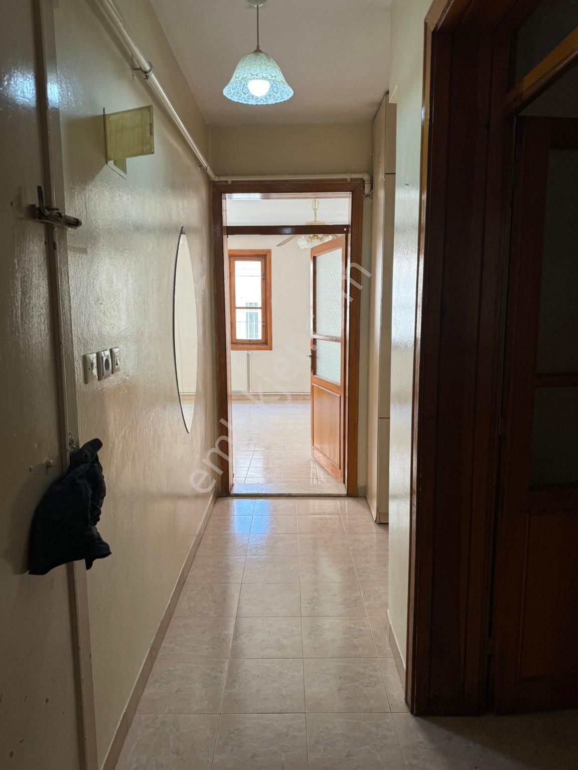 G.antep Konak Mahismet İnönü Ortaokul Civarında Kiralık 2+1 Daire - Görsel 33
