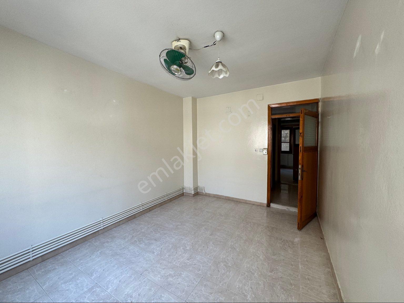 G.antep Konak Mahismet İnönü Ortaokul Civarında Kiralık 2+1 Daire - Görsel 7