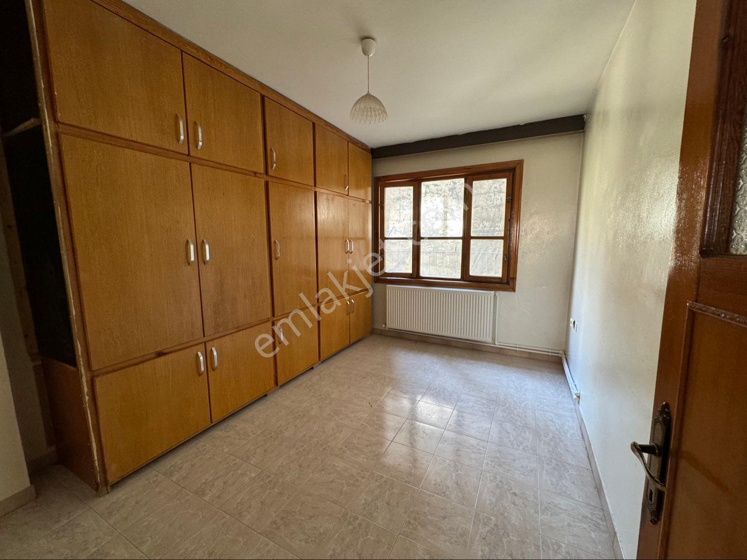 G.antep Konak Mahismet İnönü Ortaokul Civarında Kiralık 2+1 Daire - Görsel 11