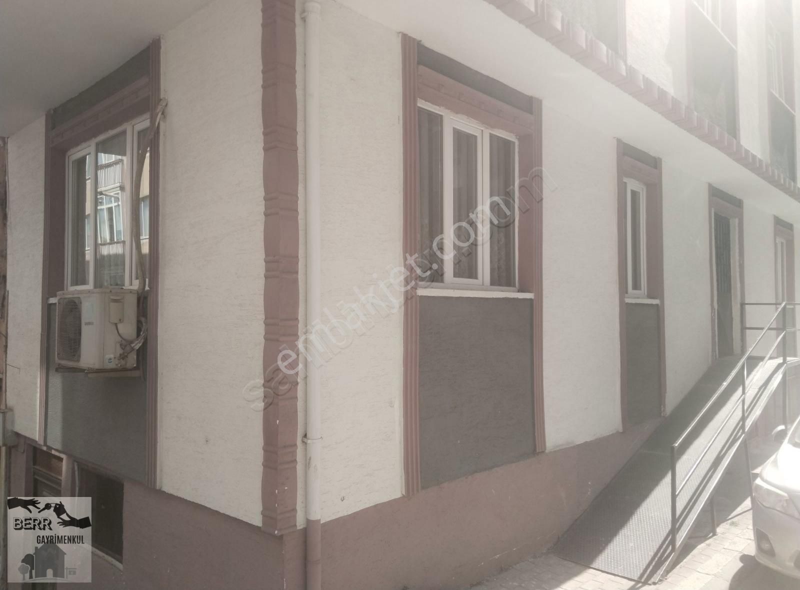 Gemlik Demirsubaşı Satılık Daire BERR GAYRİMENKULDEN DEMİR SUBAŞI MAH.1+1SATILIK DAİRE