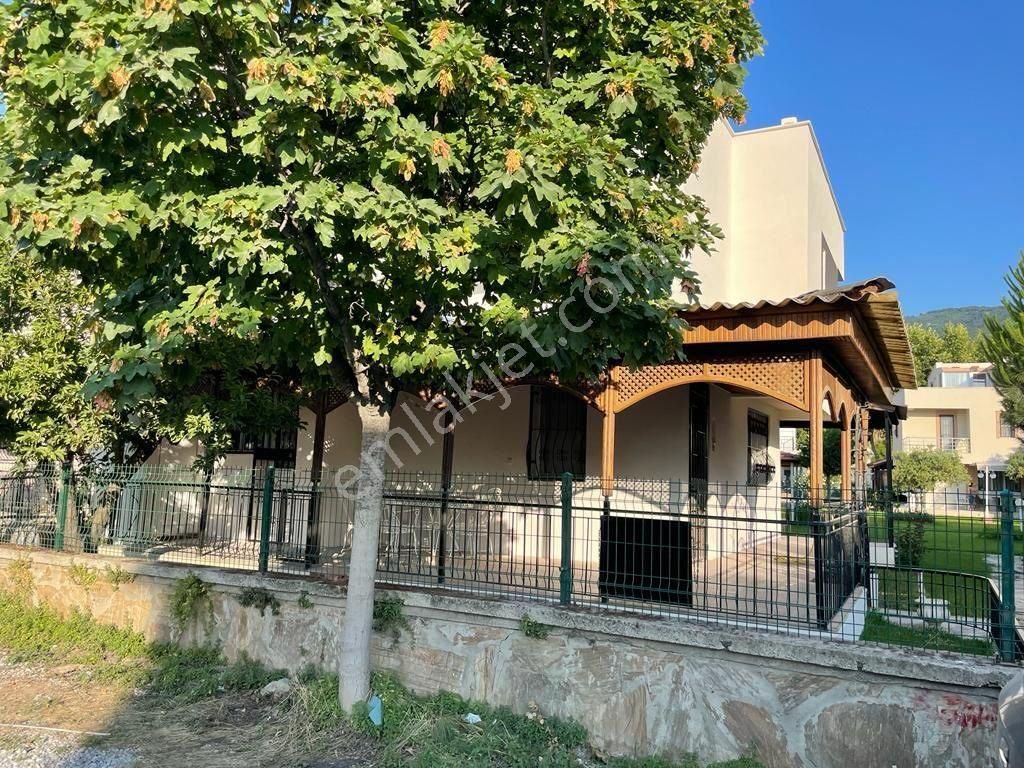 Güzelçamlı Da Denize 100 Metre Mesede Satılık Triplex Villa