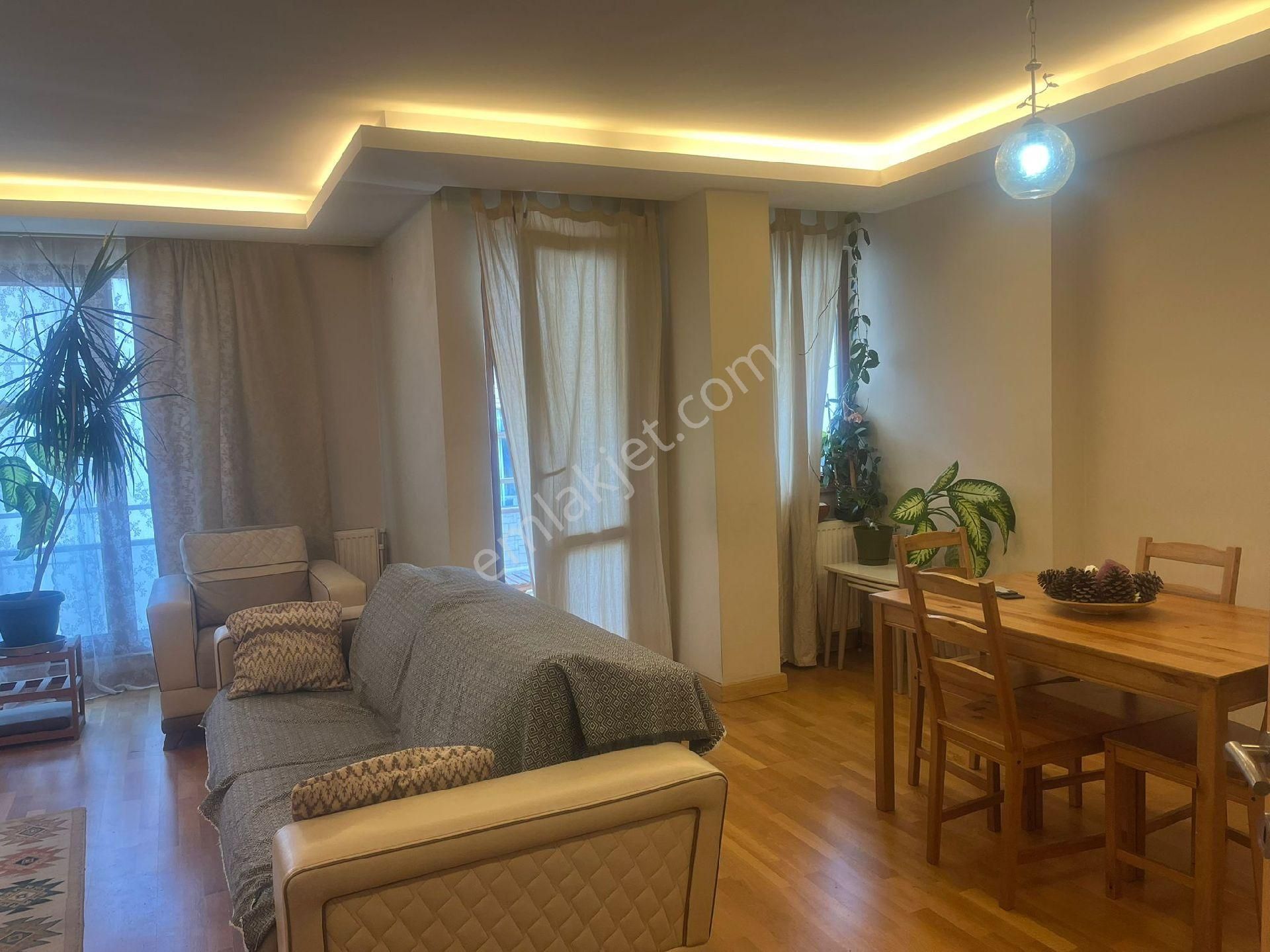 Güngören Güven Satılık Daire GÜNGÖRENDE SATILIK DUBLEX DAİRE 