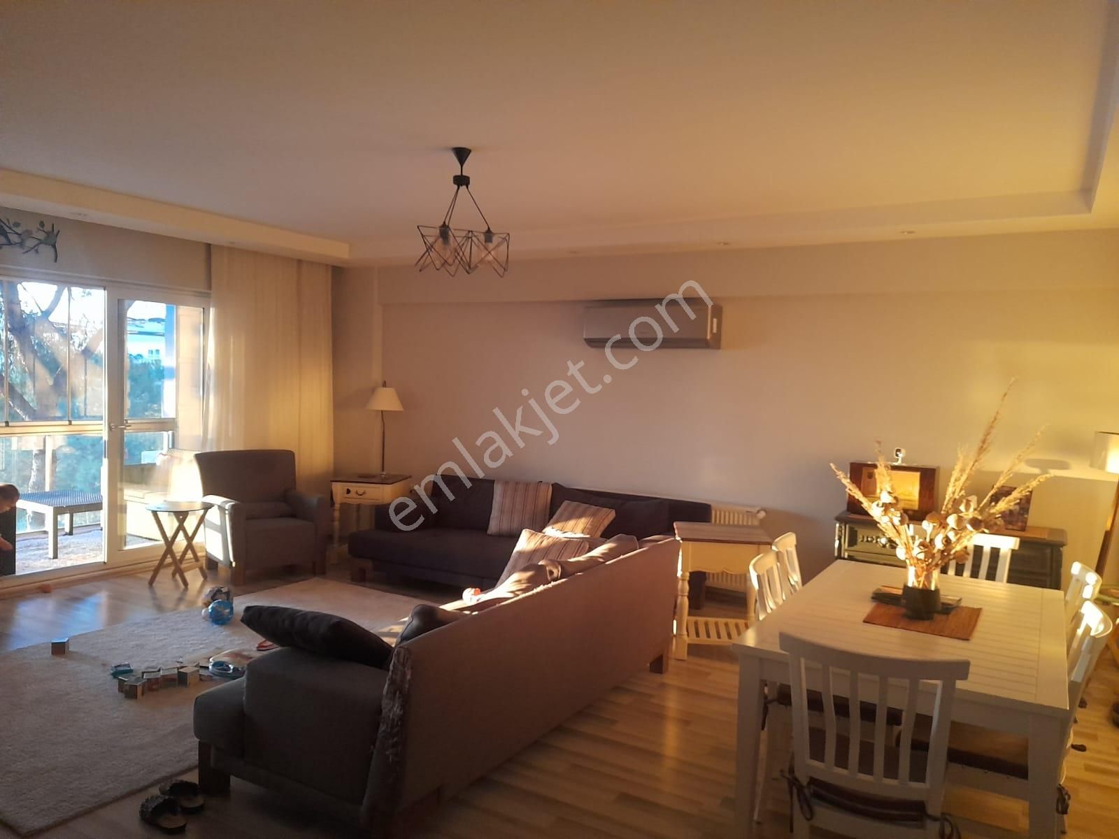 Nazilli İsabeyli Satılık Daire  SAFİR GAYRİMENKULDEN İSABEYLİ MAH. 3+1 DOĞALGAZLI 164M2  SATILIK DAİRE 