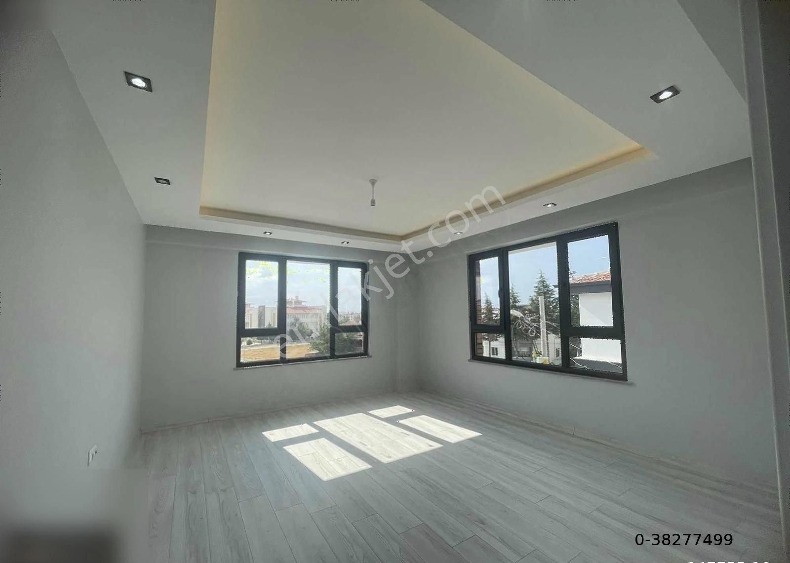 Tepebaşı Yeşiltepe Satılık Daire SEC'DEN YEŞİLTEPE MAH.2+1 CUMA KAPISI YAKINI 110m2 SATILIK DAİRE