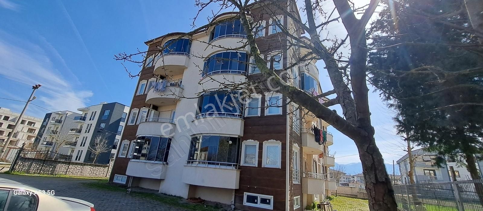 Hendek Yeni Satılık Daire HENDEK YENİ MAHALLEDE ASANSÖRLÜ SATILIK ARA KAT DAİRE