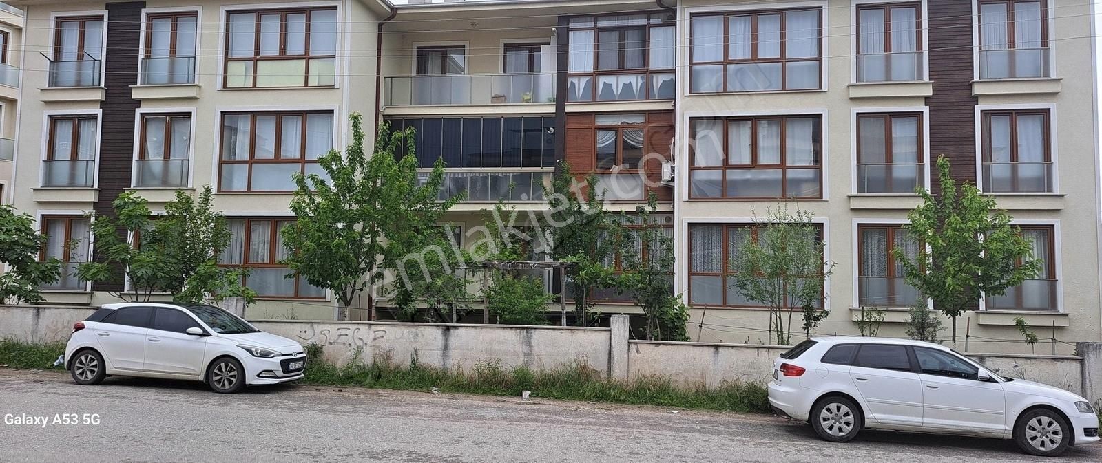 Hendek Yeni Satılık Daire SAKARYA HENDEK YENİMAHALLEDE SATILIK BAKIMLI DAİRE