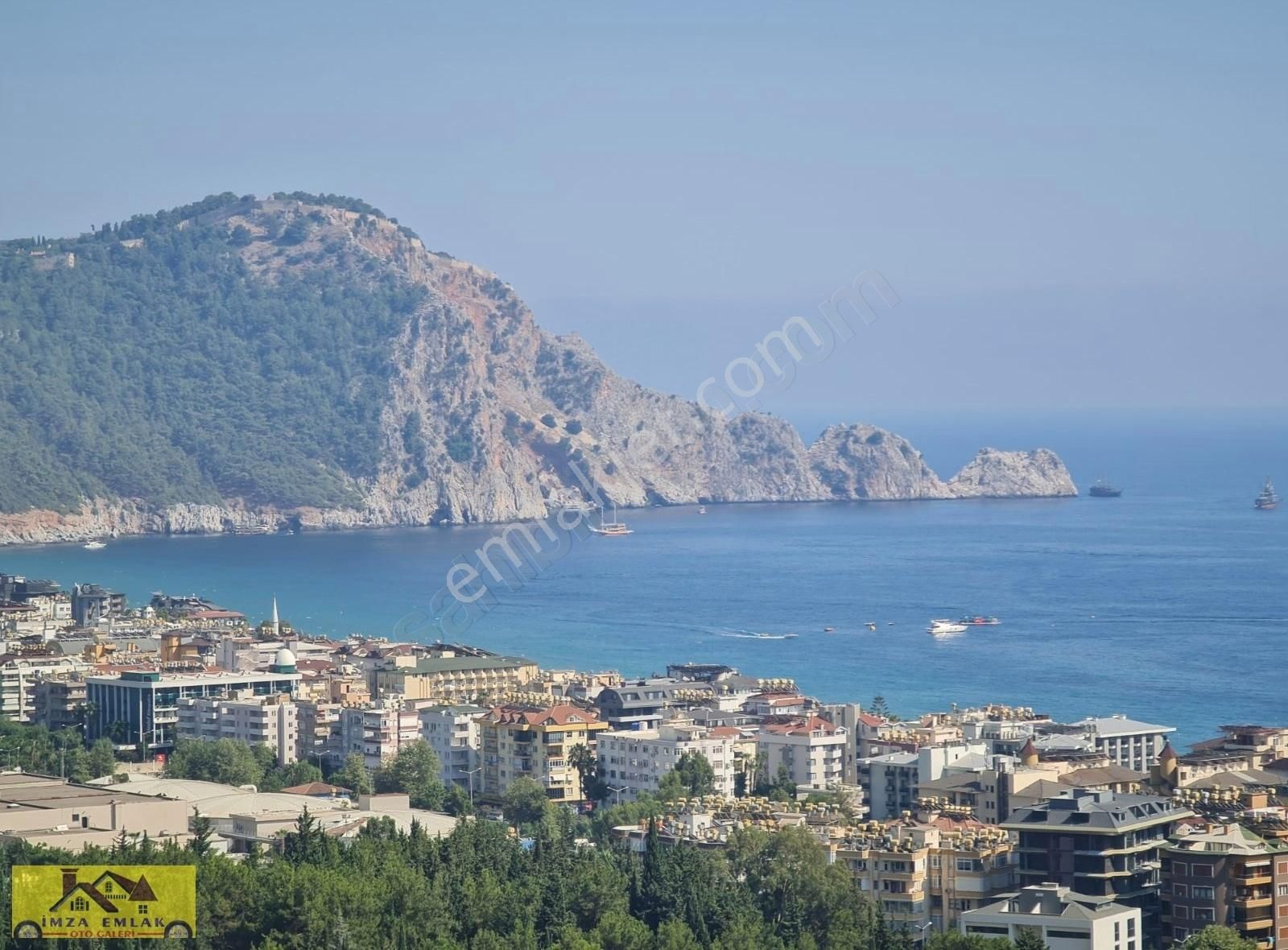 Alanya Hacımehmetli Kiralık Daire ALANYA MERKEZDE KLEOPATRA PLAJI ÜSTÜ KALE VE DENİZ MANZARALI DAİ