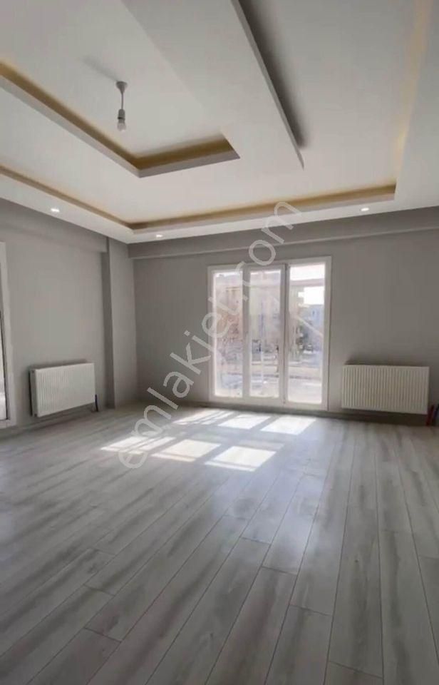 Beylikdüzü Beylikdüzü OSB Satılık Daire   BEYLİKDÜZÜ OSB BÖLGESİ 2+1 KREDİYE UYGUN SATILIK DAİRE ERYAMAN'DA