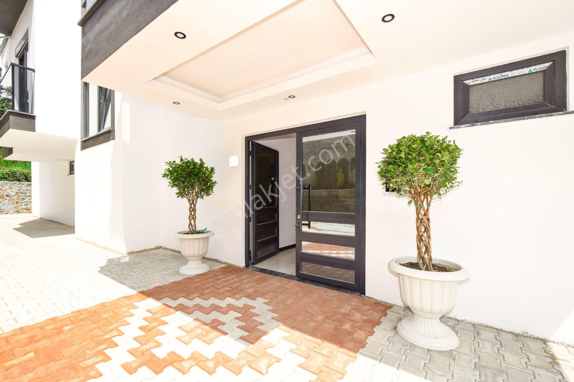 Alanya Oba'da Yeni Residence Sıfır Eşyalı 1+1 Daire - Görsel 24