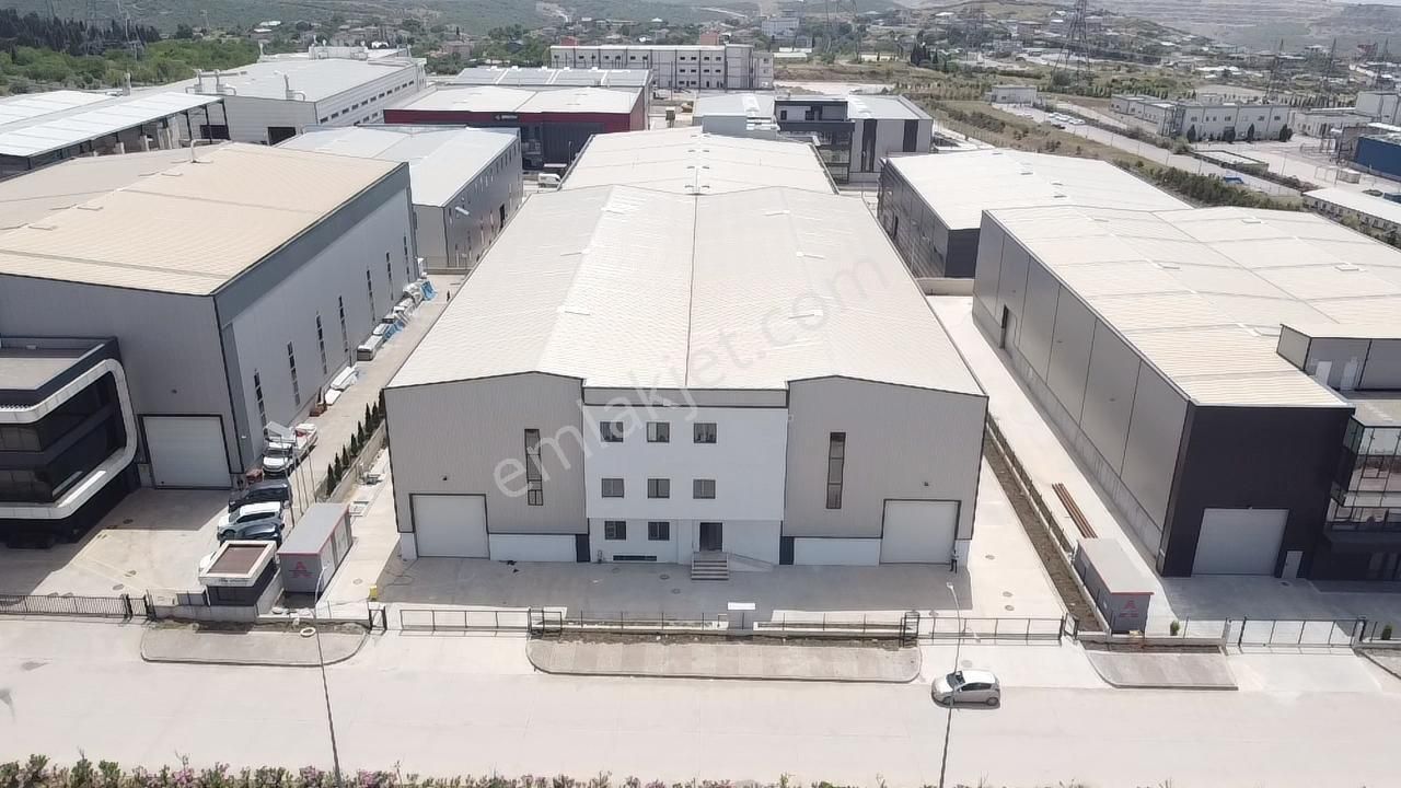 Dilovası Çerkeşli OSB Kiralık Fabrika  DİLOVASI İMES OSB'DE 2700 m2 SIFIR MASRAFSIZ KİRALIK FABRİKA