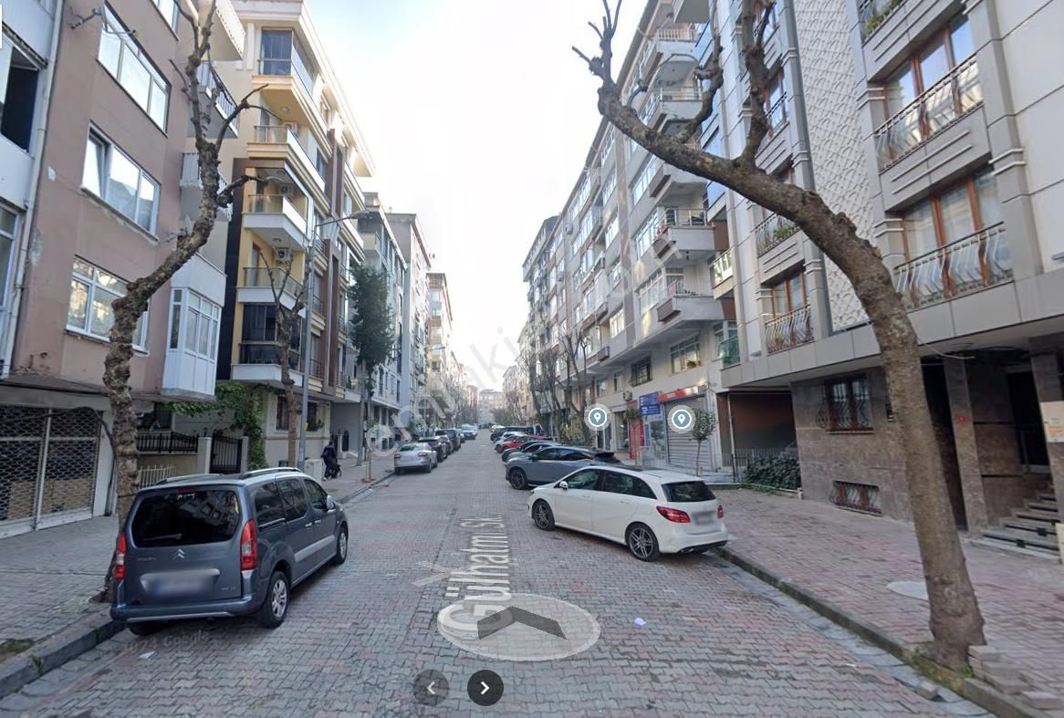 Bahçelievler Siyavuşpaşa Satılık Daire  Marcity'den Çamlık Caddesi Yakını Köşe 3+1 1.Kat Satılık Daire