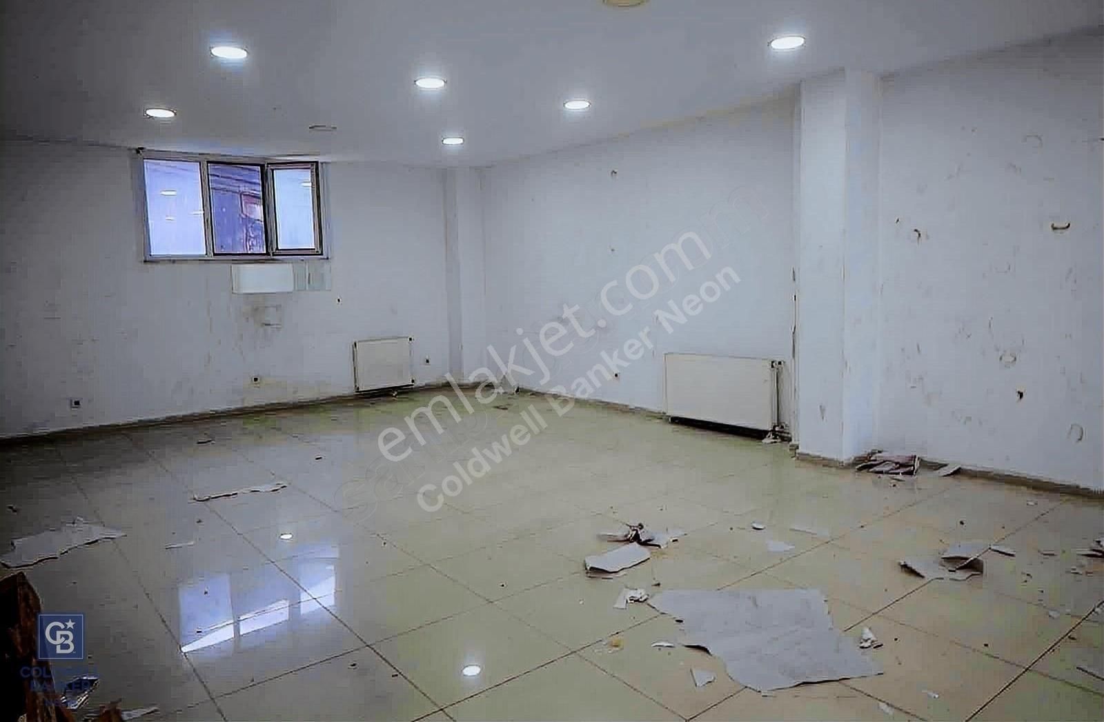 Esenyurt Akçaburgaz Kiralık Dükkan & Mağaza Esenyurt Akçaburgaz Mah. Cadde Üzerinde 160 m2 Dükkan İşyeri