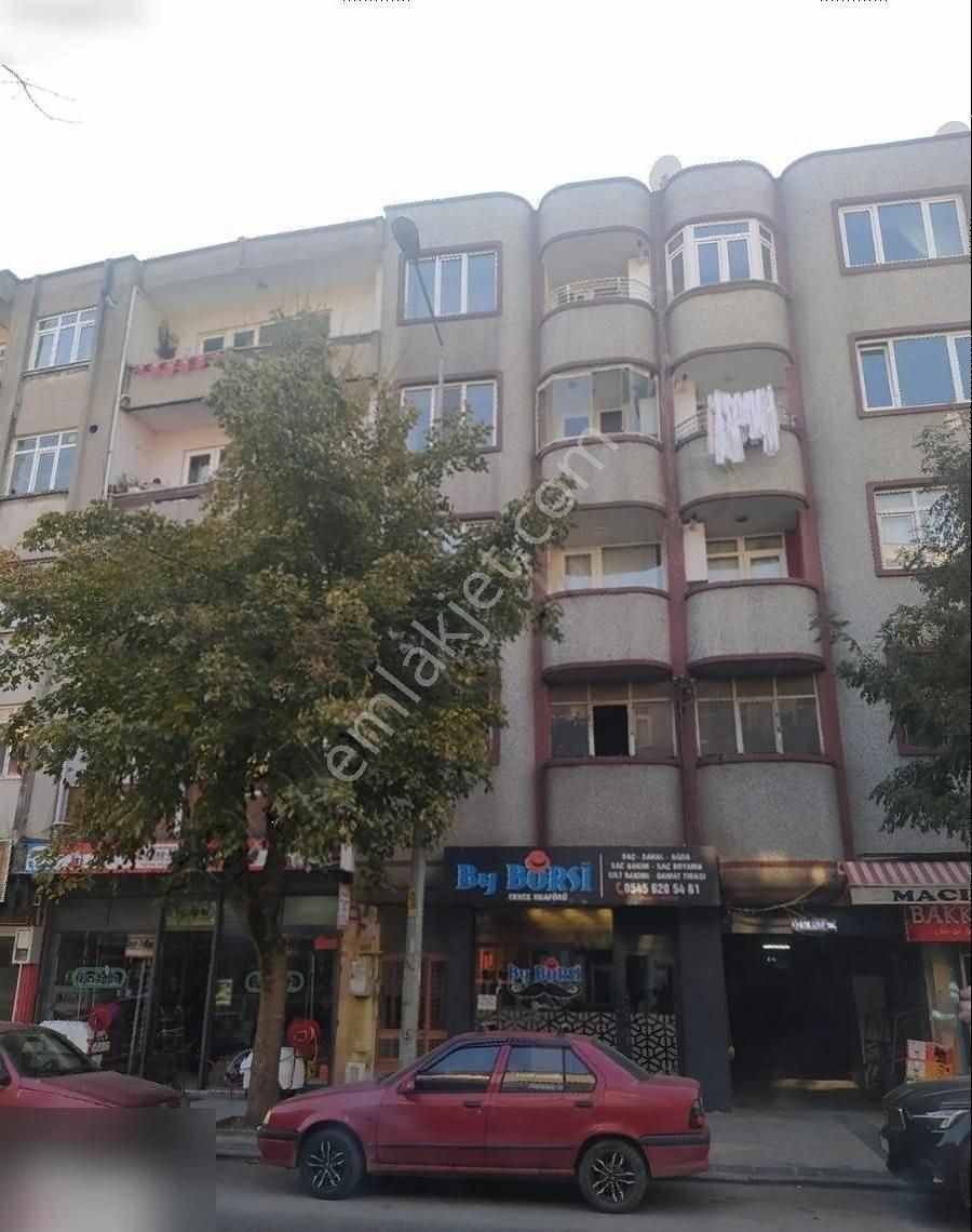 Adapazarı Yahyalar Satılık Daire ANKARA CADDESİ 4. KAT 130 M2 3+1 MASRAFSIZ DAİRE