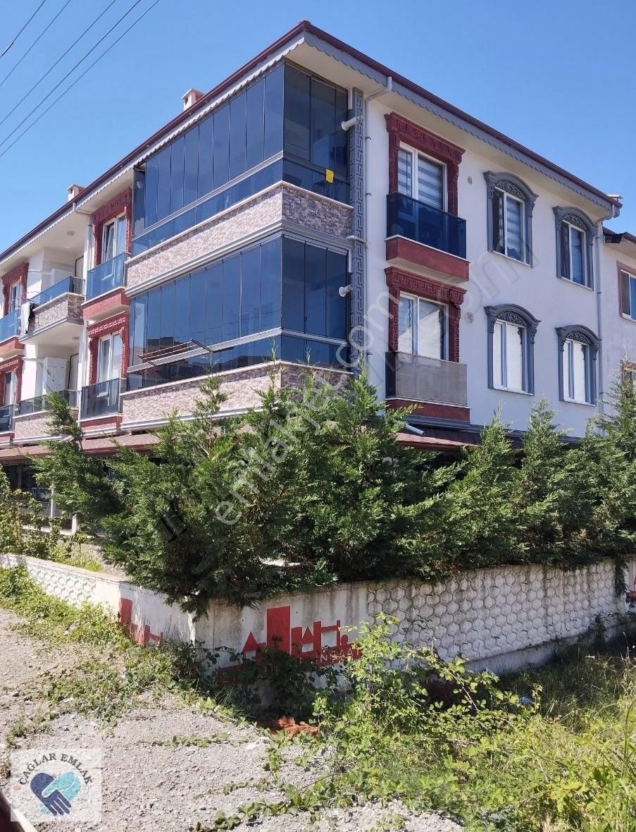 Karasu Aziziye Kiralık Daire Üniversite yakınında geniş bahçe katı 1+1 eşyalı,doğalgazlı