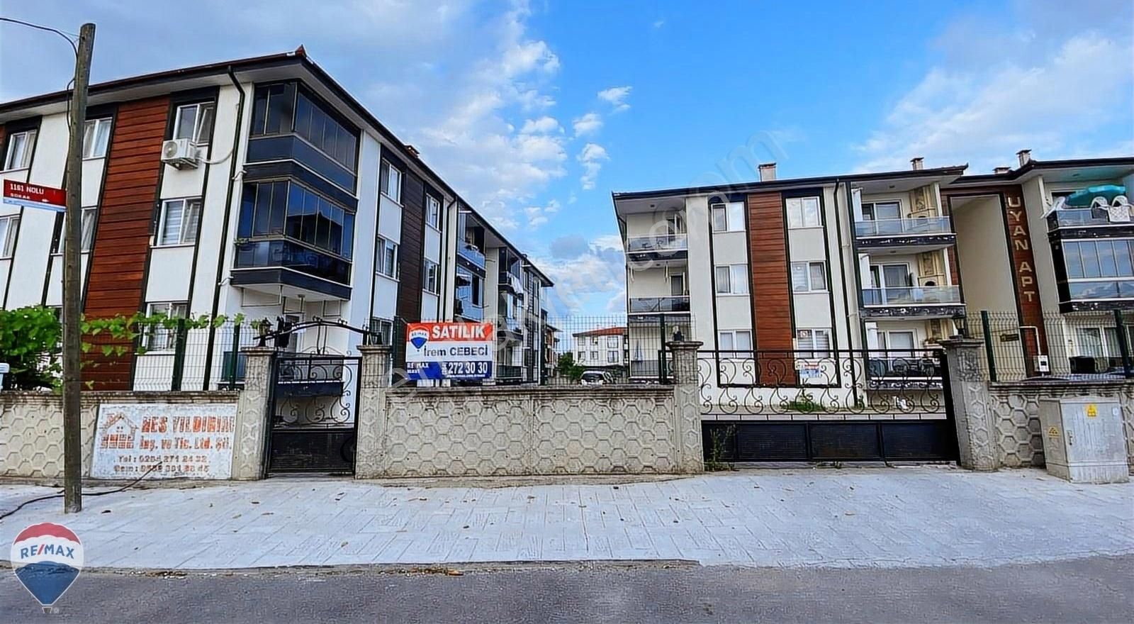 Adapazarı Tepekum Satılık Daire REMAX İREM CEBECİ'DEN TEPEKUM'DA SİTE İÇİ 3+1 DAİRE