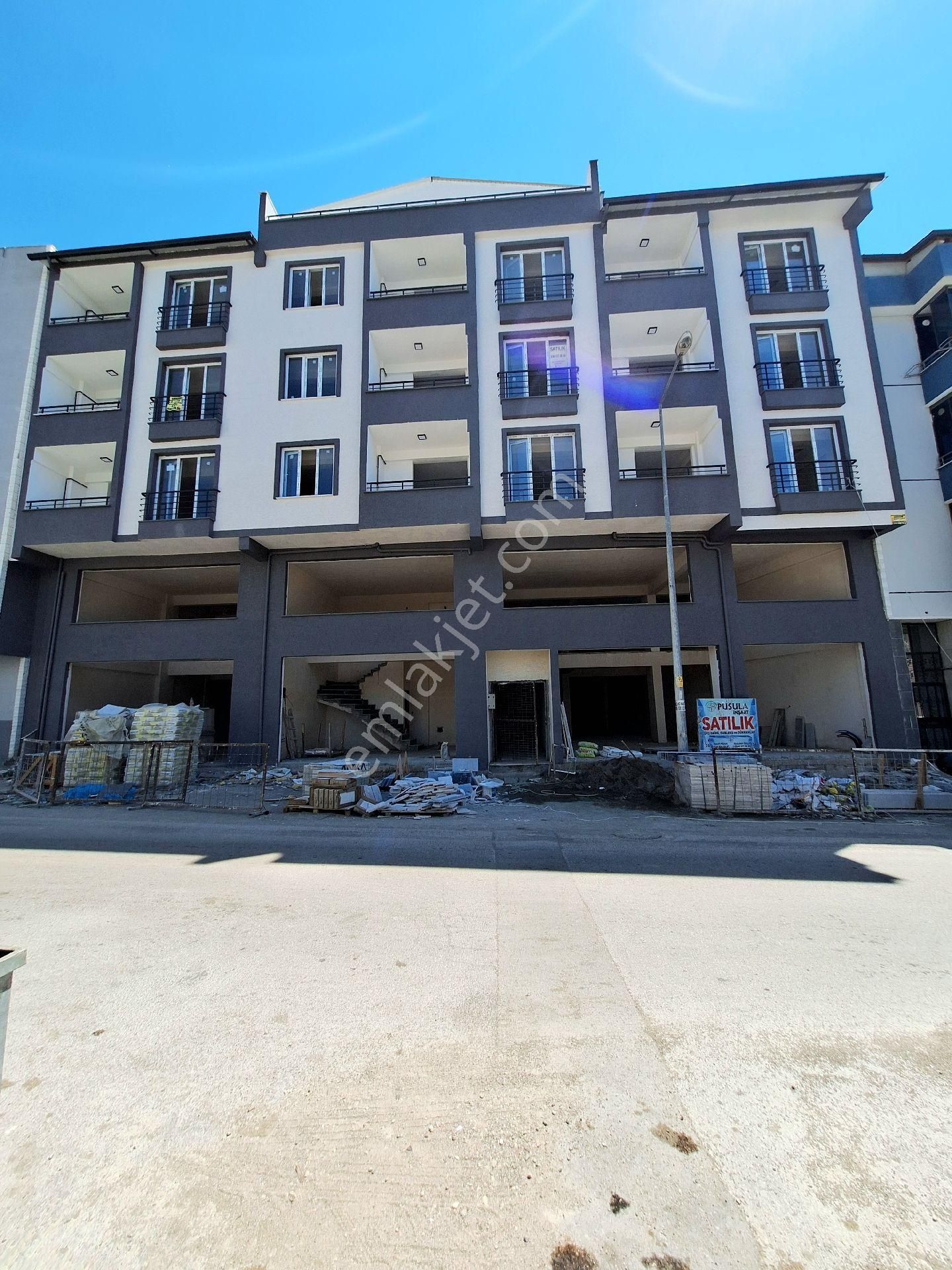 Karacabey Yenice Satılık Daire KARACABEY YENİCE MAHALLESİNDE SATILIK SIFIR ARAKAT DAİRE 