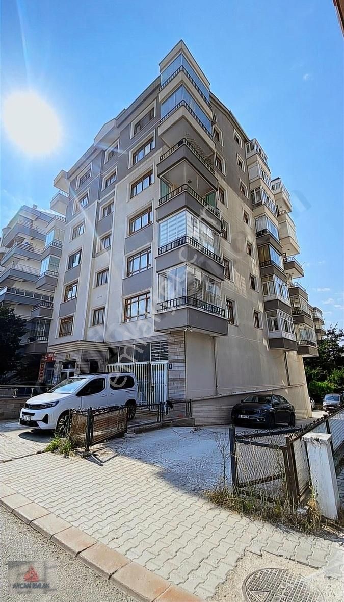 Yenimahalle Demetevler Satılık Daire AYCAN'DAN MERKEZİ LOKASYONDA-GENİŞ-ÖNÜ AÇIK 3+1 SATILIK DAİRE