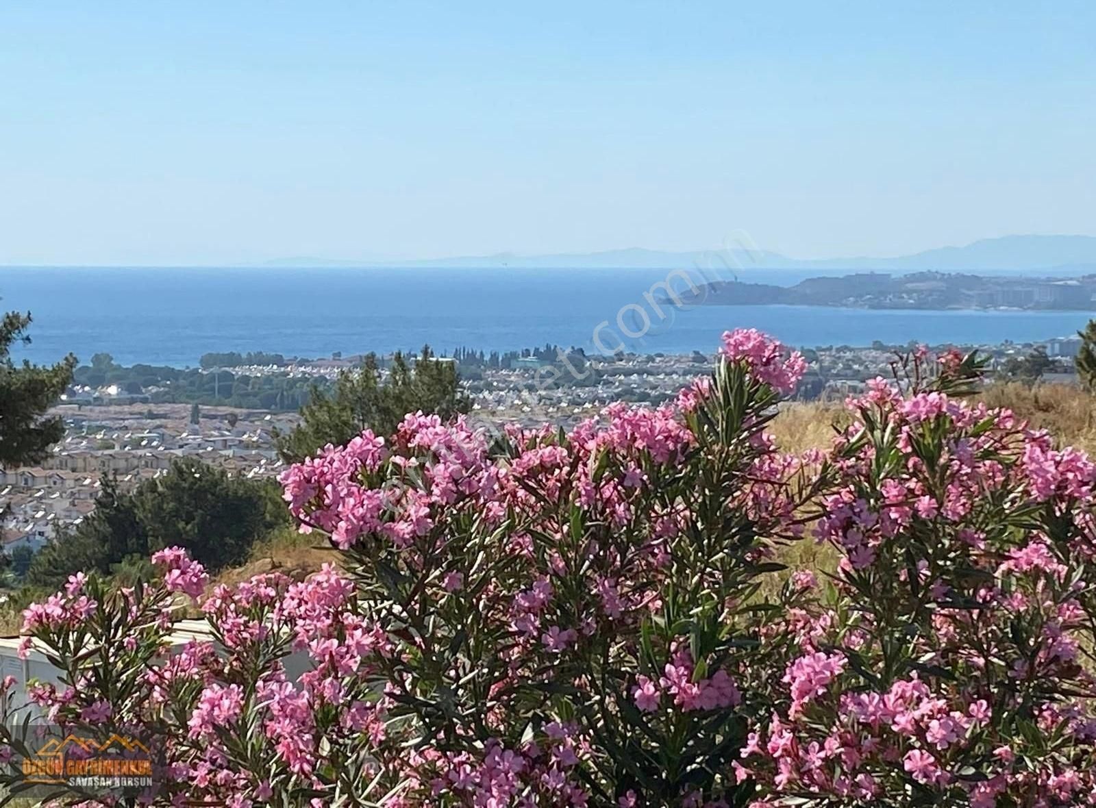 Aydın Kuşadası Satılık Yazlık ÖZGÜN GM'DEN KUŞADASI SOĞUCAK'TA 3+1 DENİZ MANZARALI TRIPLEKS