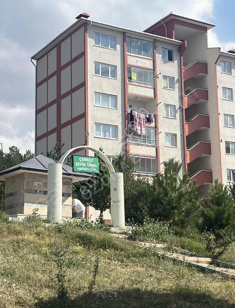 Yozgat Merkez Çapanoğlu Kiralık Daire ÖZ DİVA EMLAKTAN 3+1 