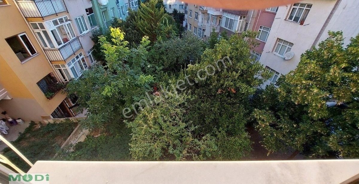 Üsküdar Ahmediye Kiralık Daire Üsküdar merkeze yakın kiralık 3+1 kombili daire 3.kat