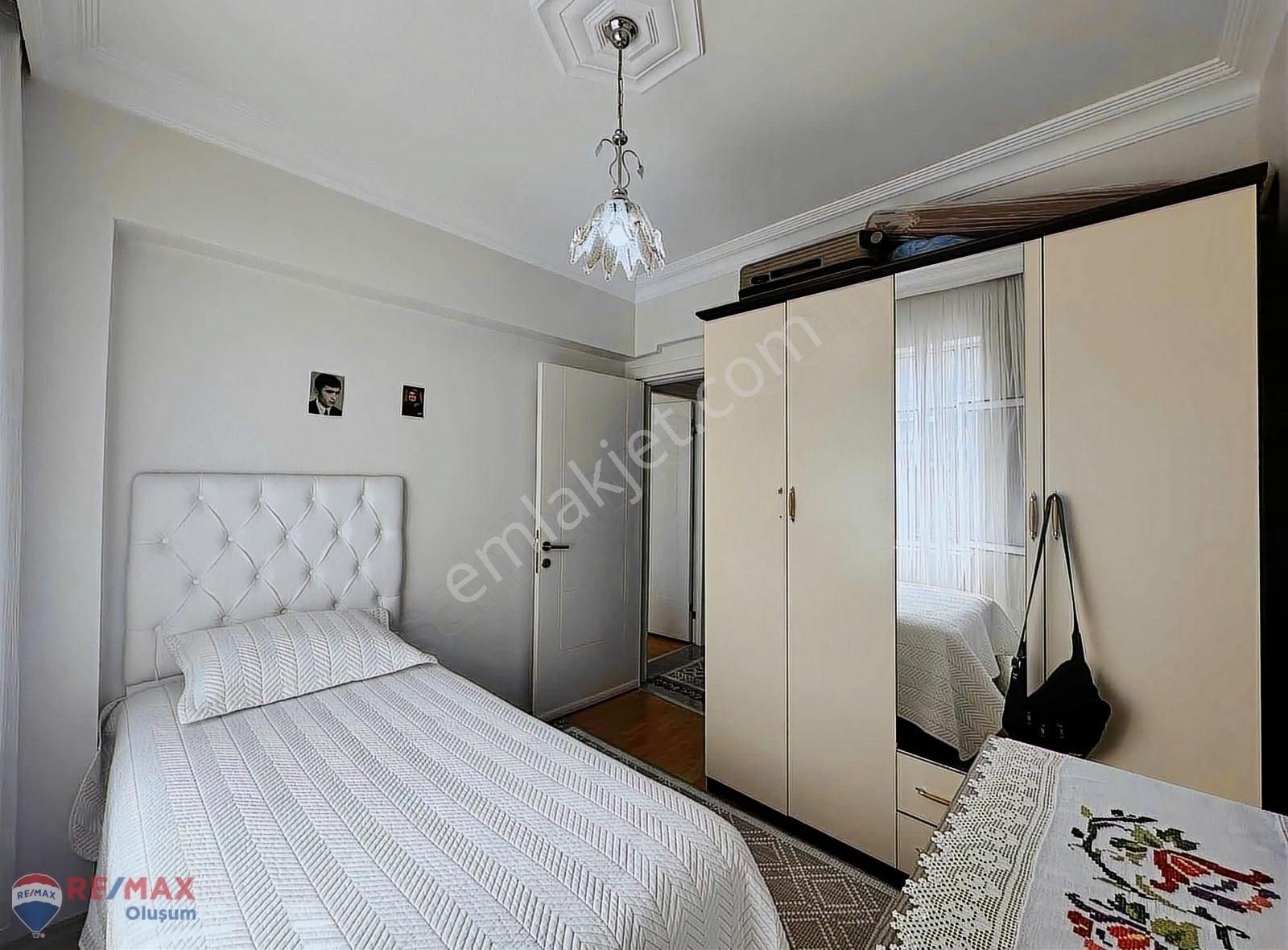 Bayrampaşa Muratpaşa Satılık Daire KAMİL CADDESİ ÜZERİ, KULLANIŞLI, 2+1, LÜKS DAİRE